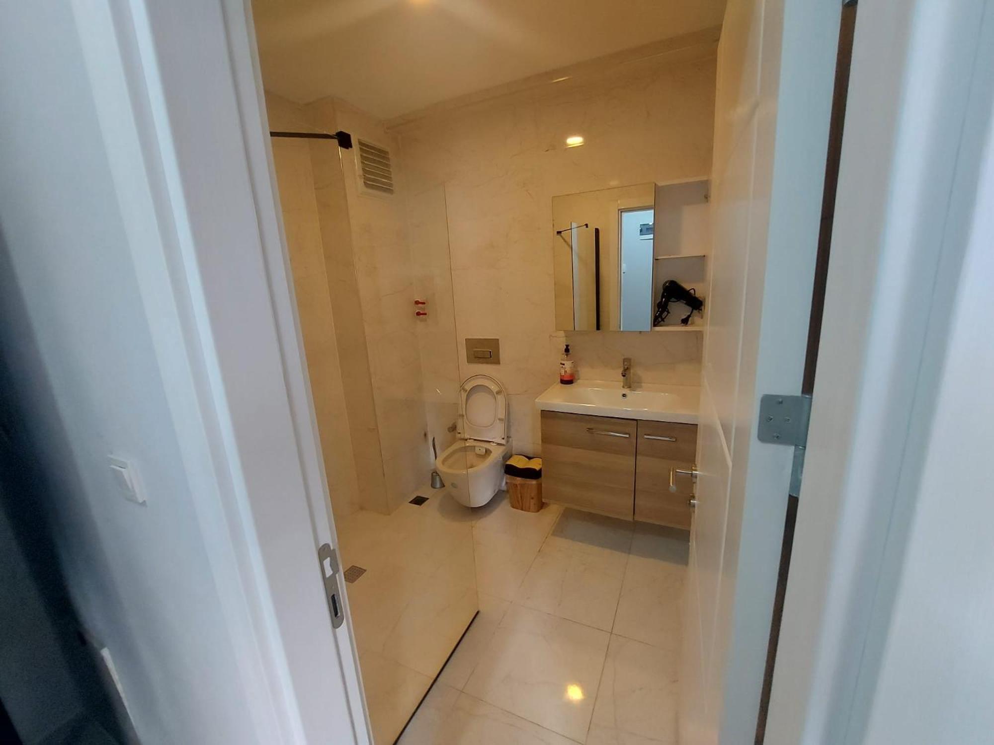 One-Bedroom Apartment - Photo 35
