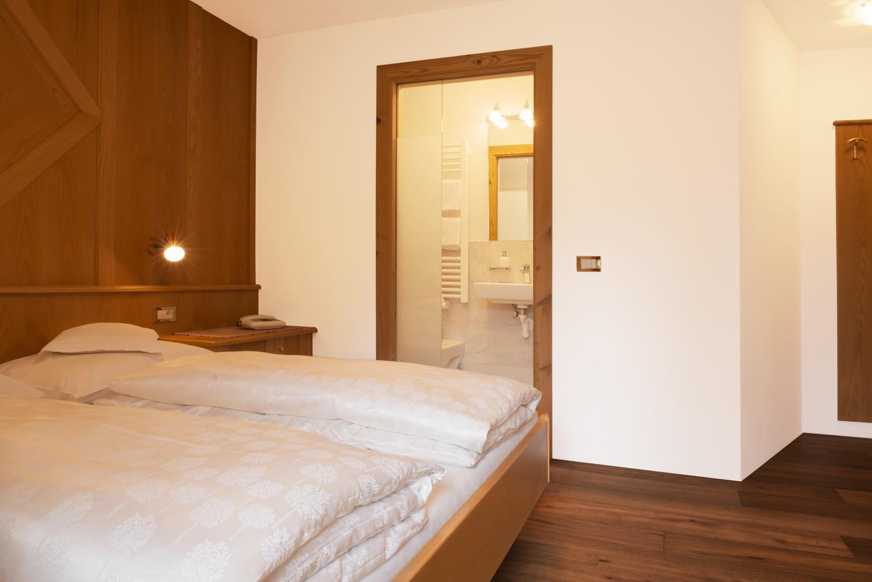 Classic Double Room with Balcony