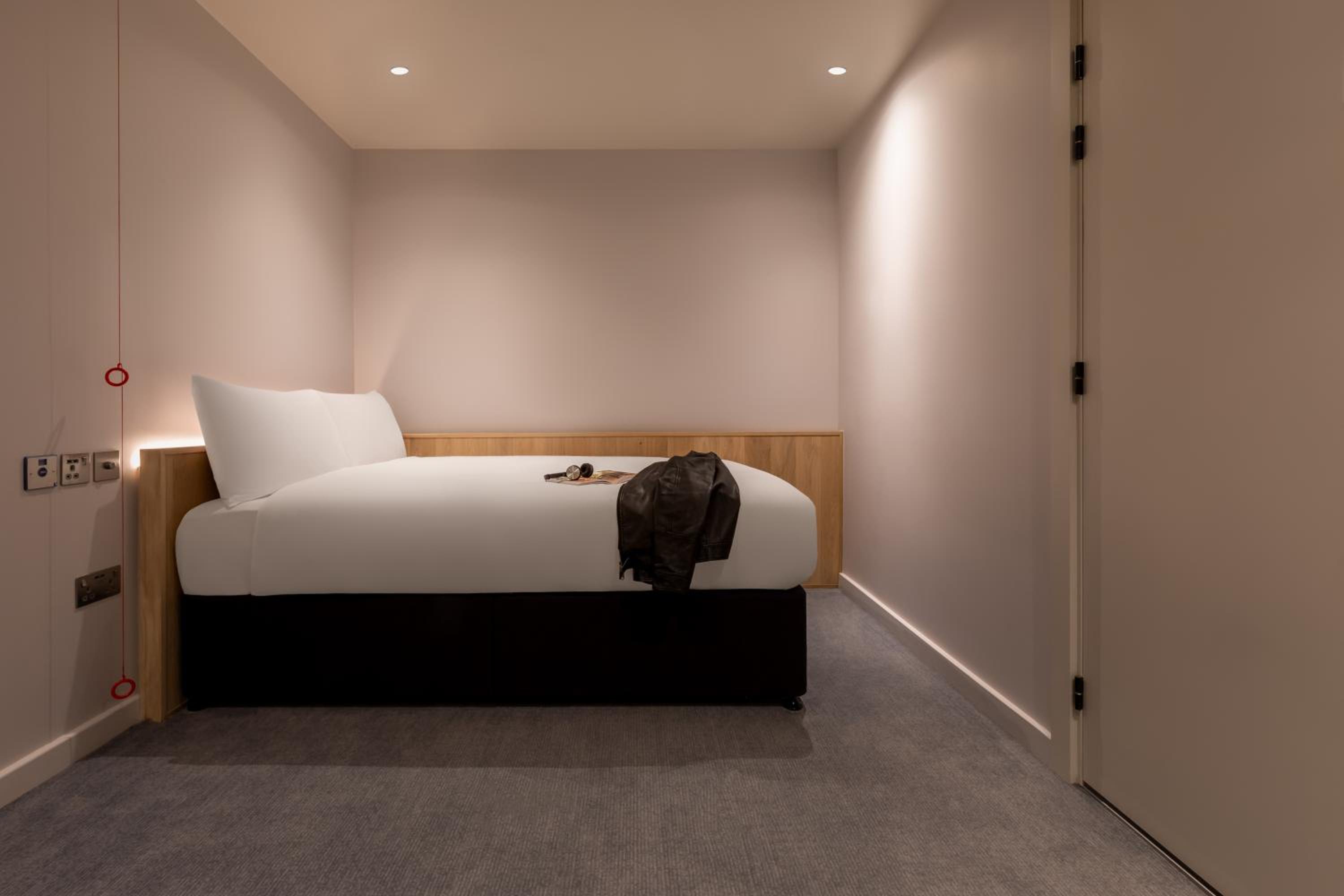 Cocoon 2 – Accessible photo 2