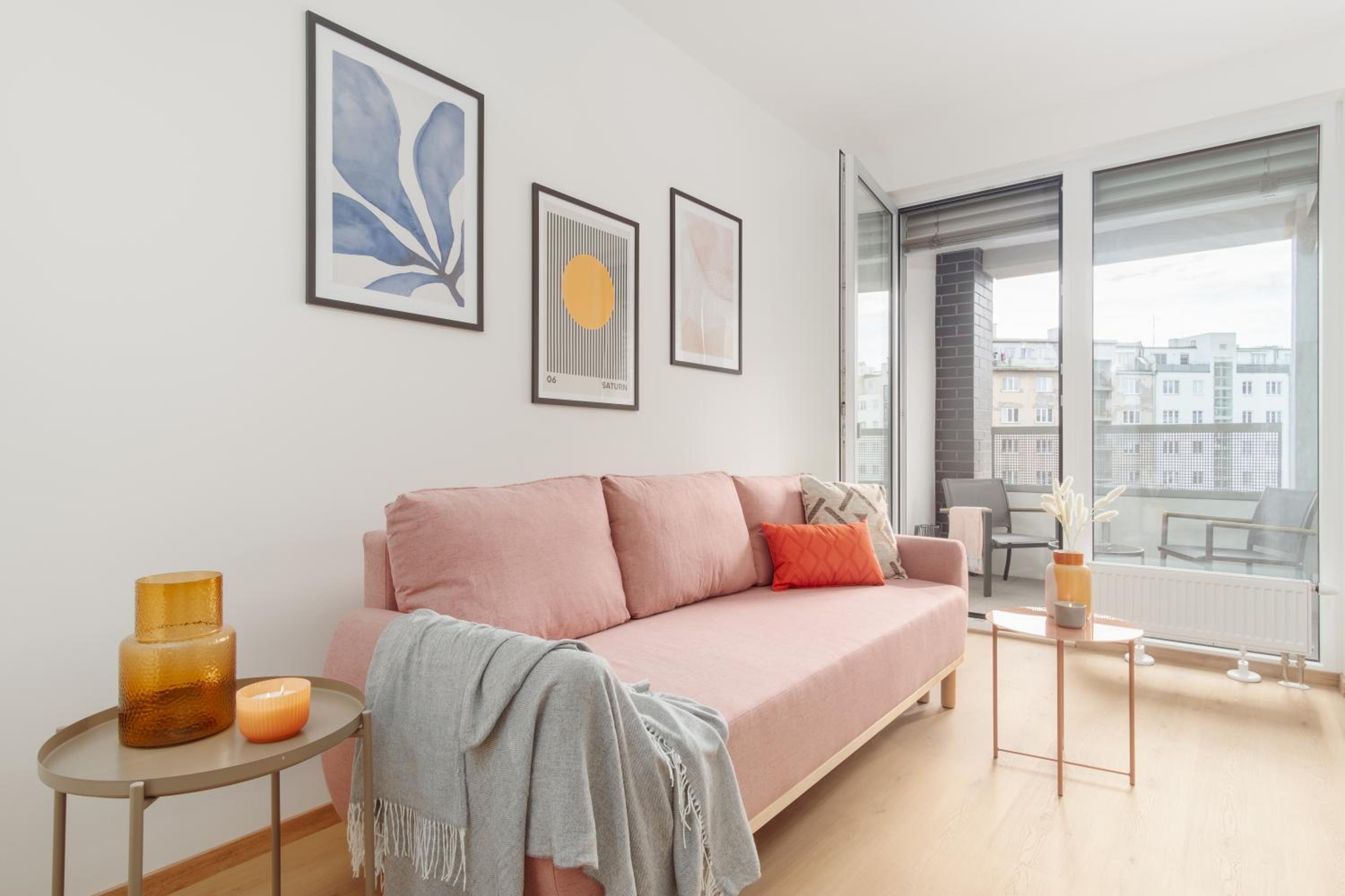 Studio Apartment