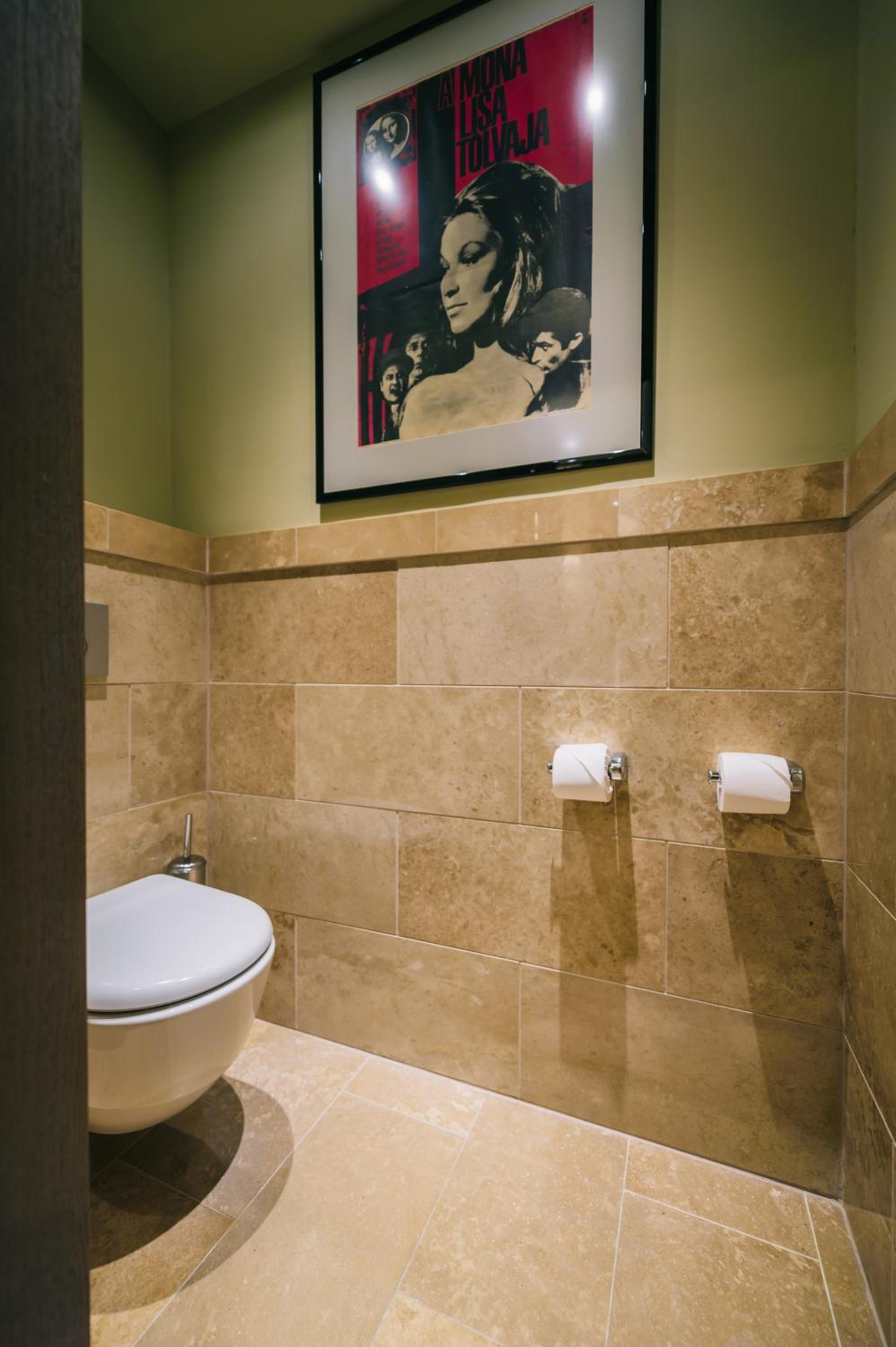 Suite (2 Adults) - Photo 33
