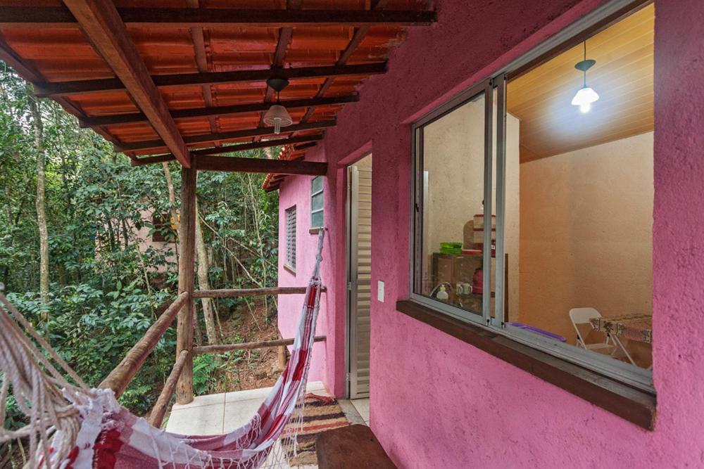 One-Bedroom Chalet (Pink) - Photo 2