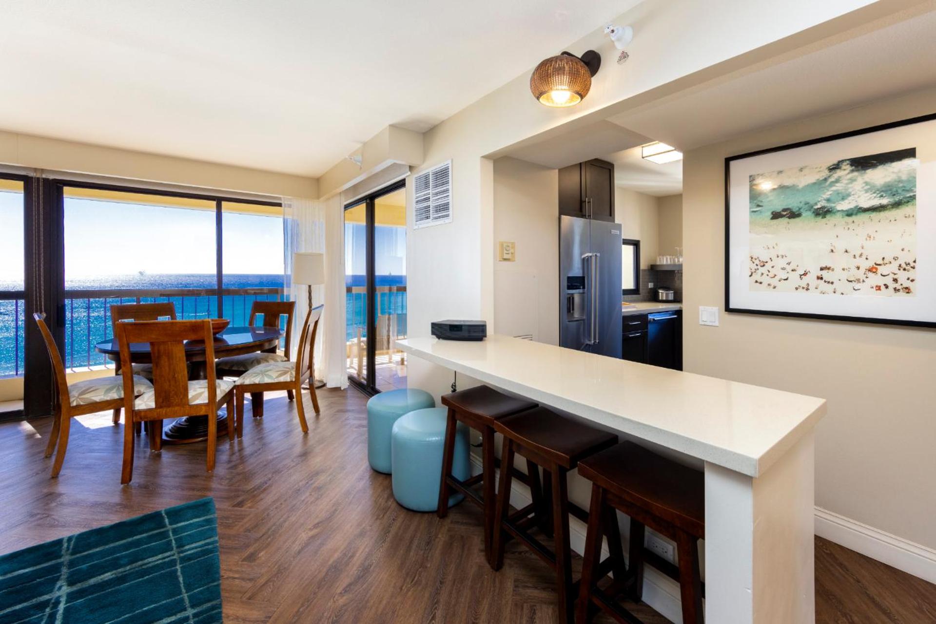 Ocean Front Spectacular Condo: Apartment with Sea View photo