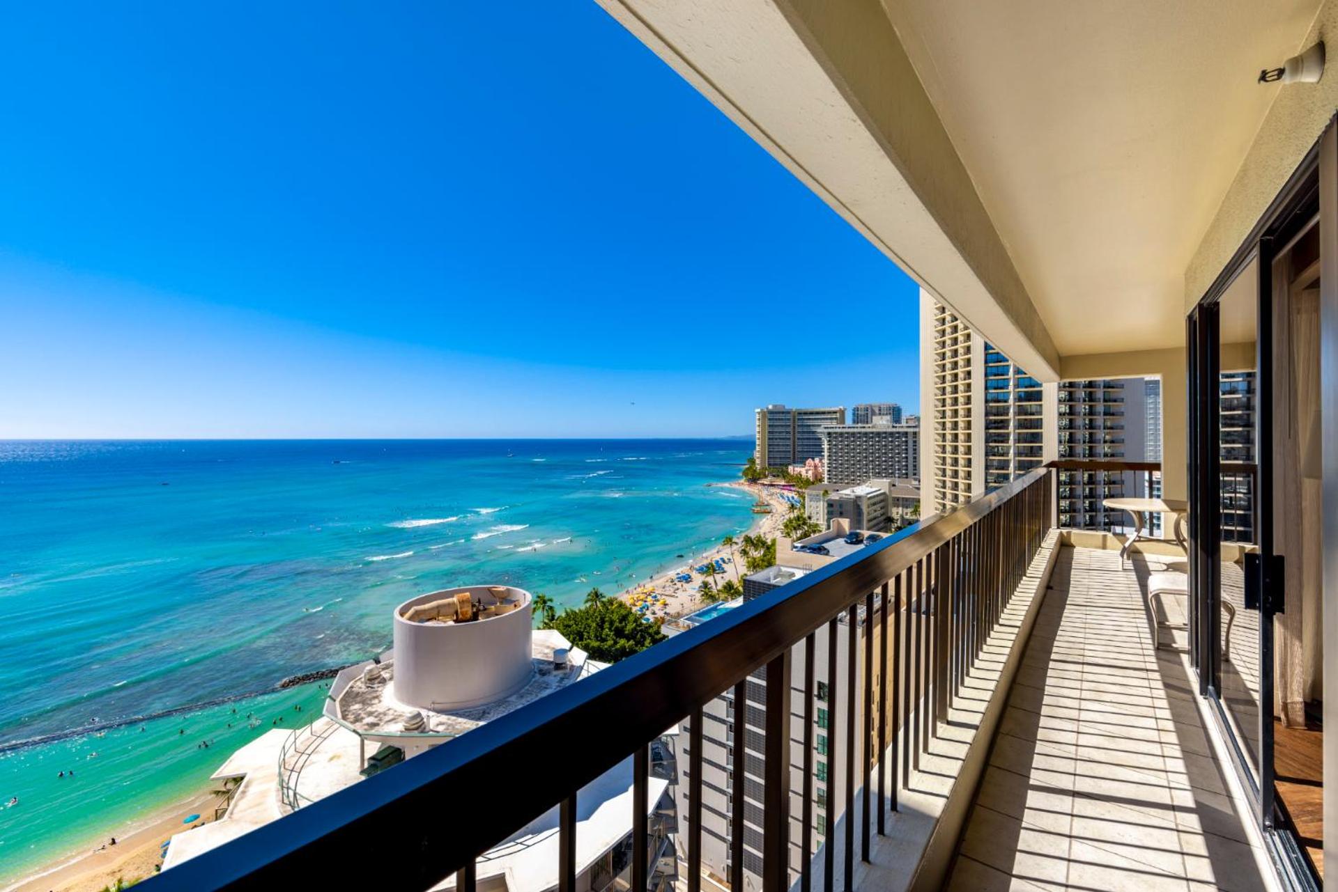 Ocean Front Spectacular Condo: Apartment with Sea View photo