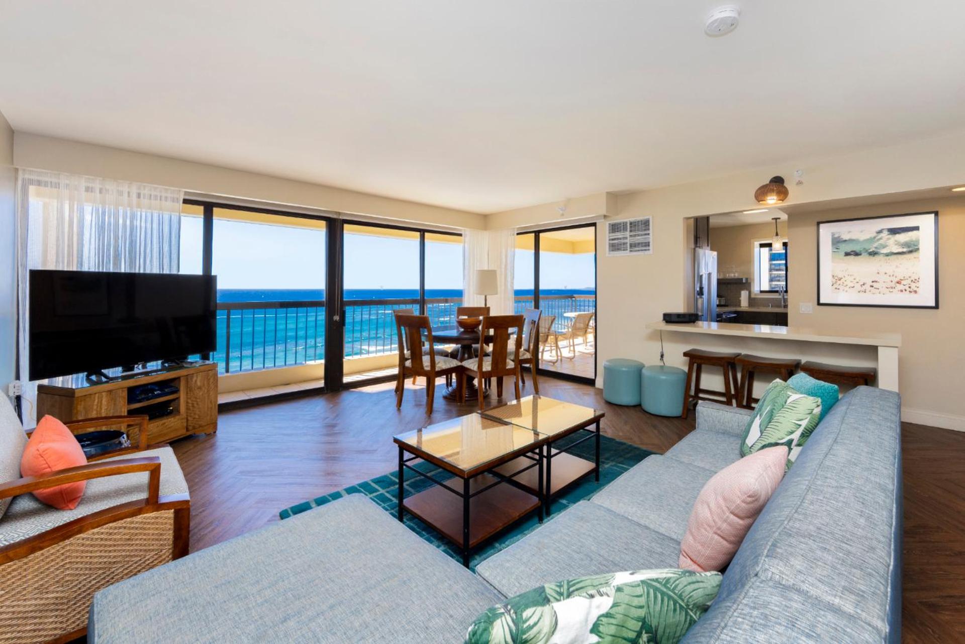 Ocean Front Spectacular Condo: Apartment with Sea View photo