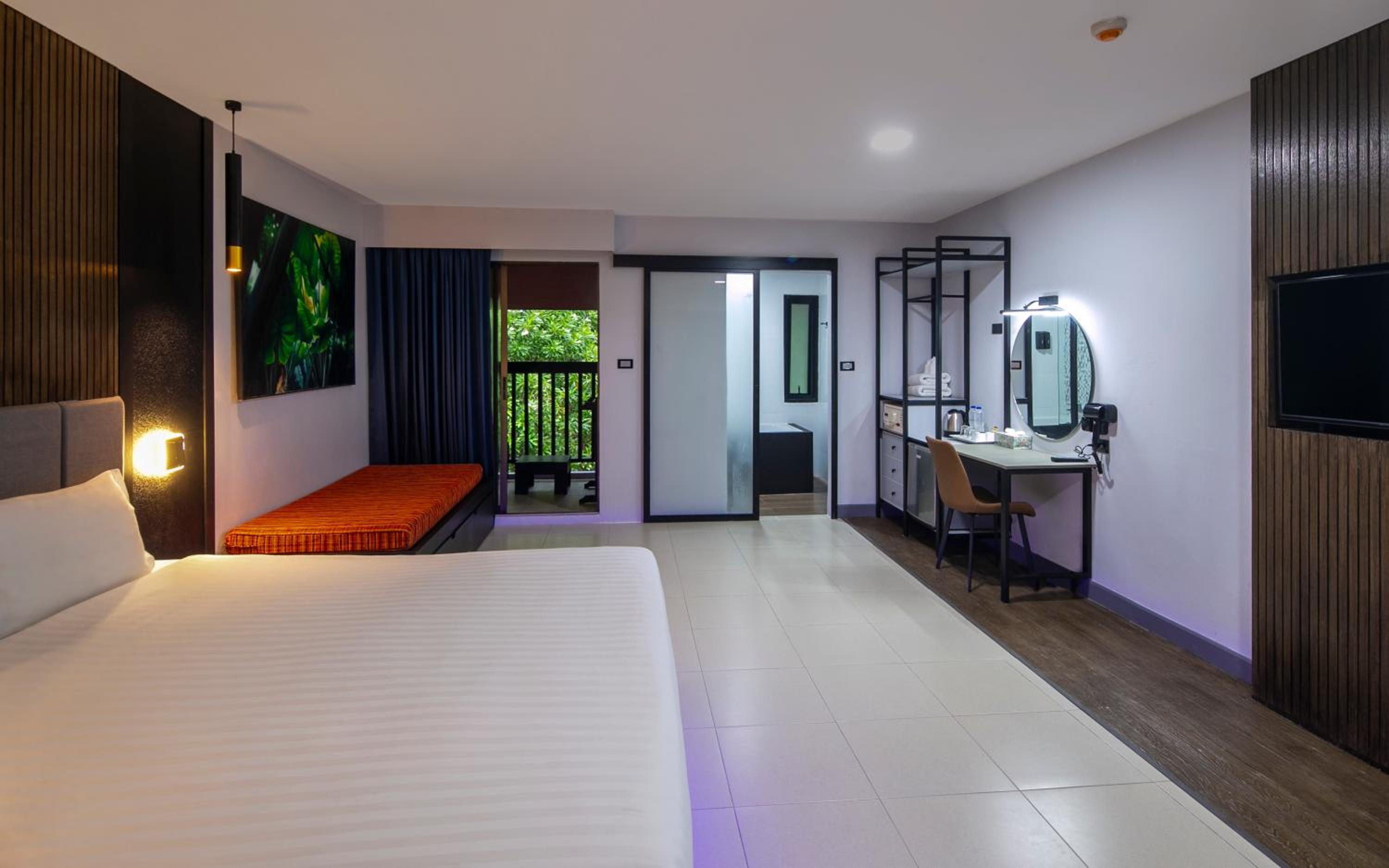 Deluxe Double or Twin Room - Photo 3