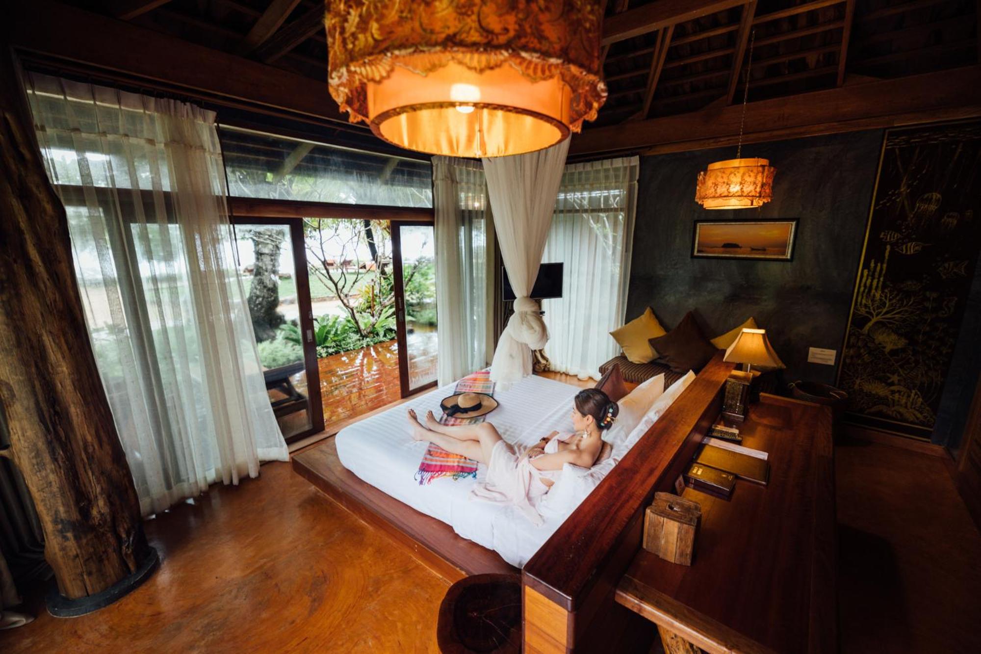 Oriental Beach Front View Villa photo 3