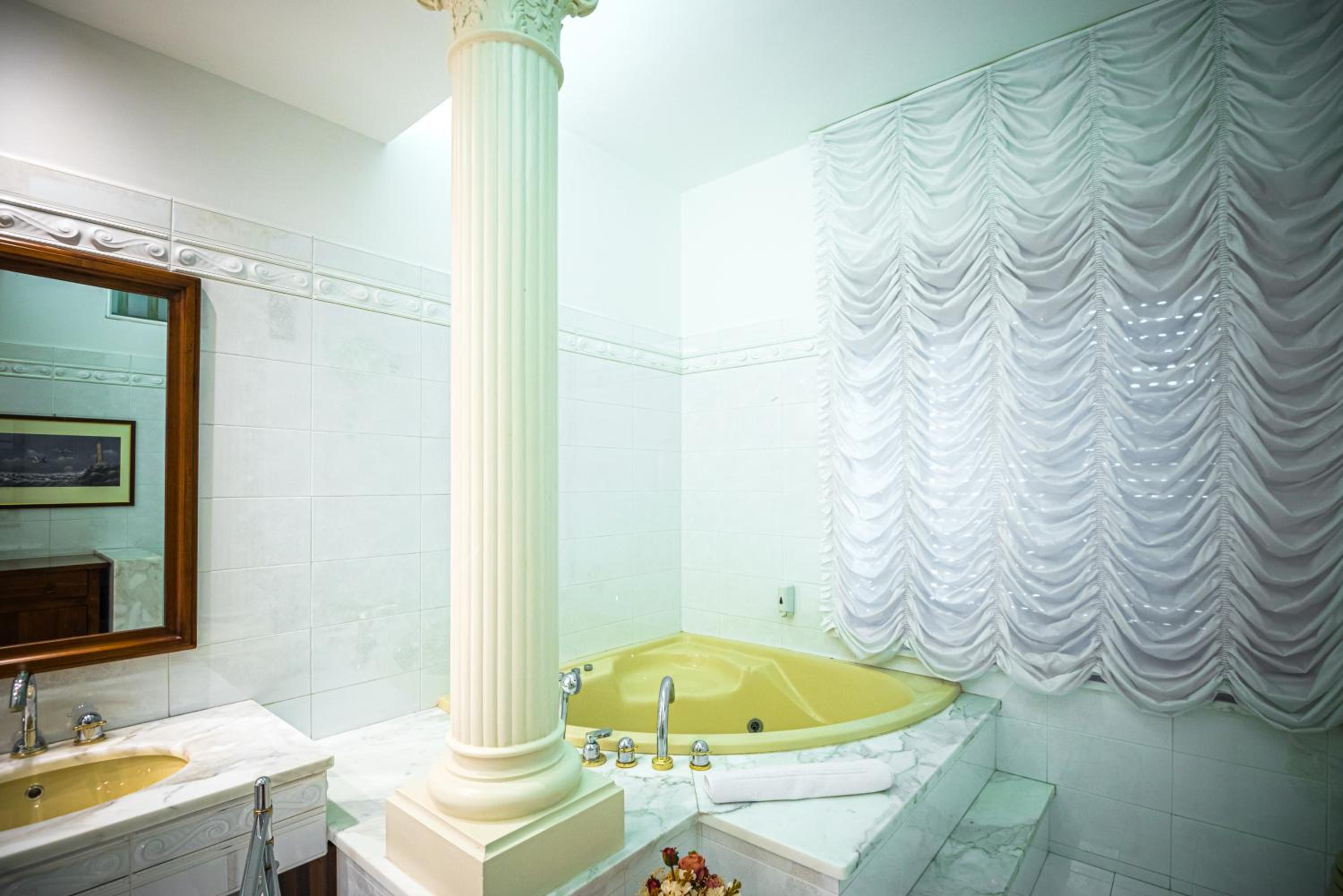 Comfort Quadruple Room - Photo 10
