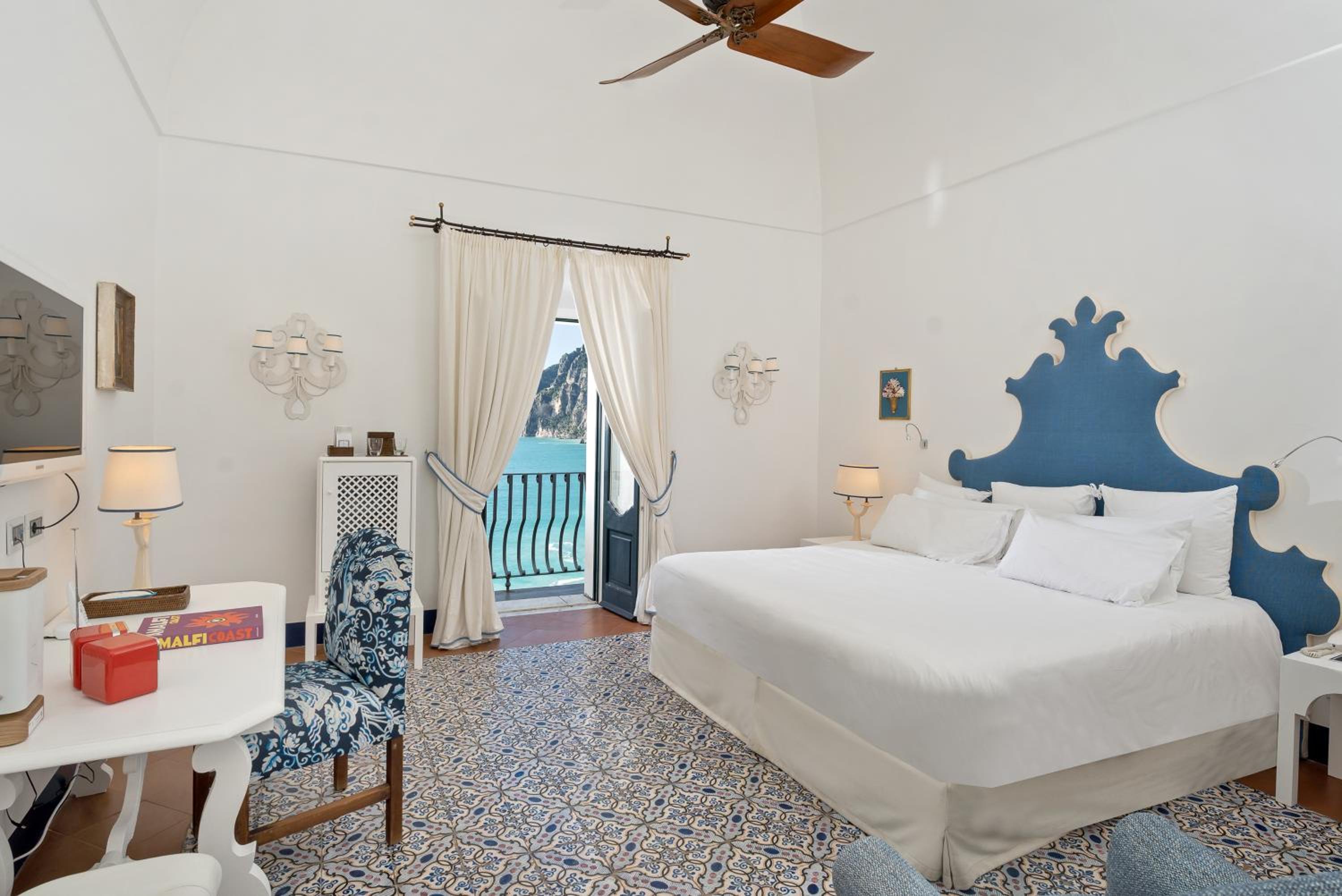 Junior Suite with Sea View - Photo 9