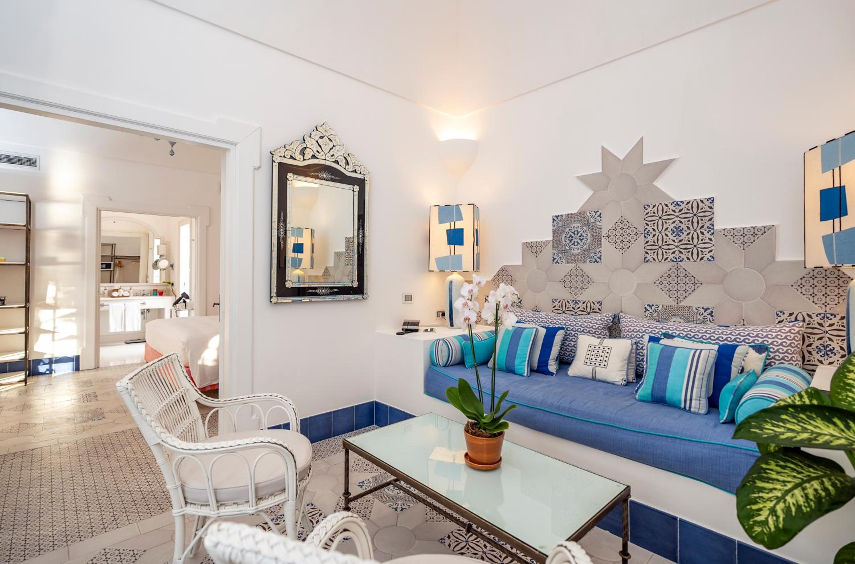 Junior Suite with Sea View - Photo 1