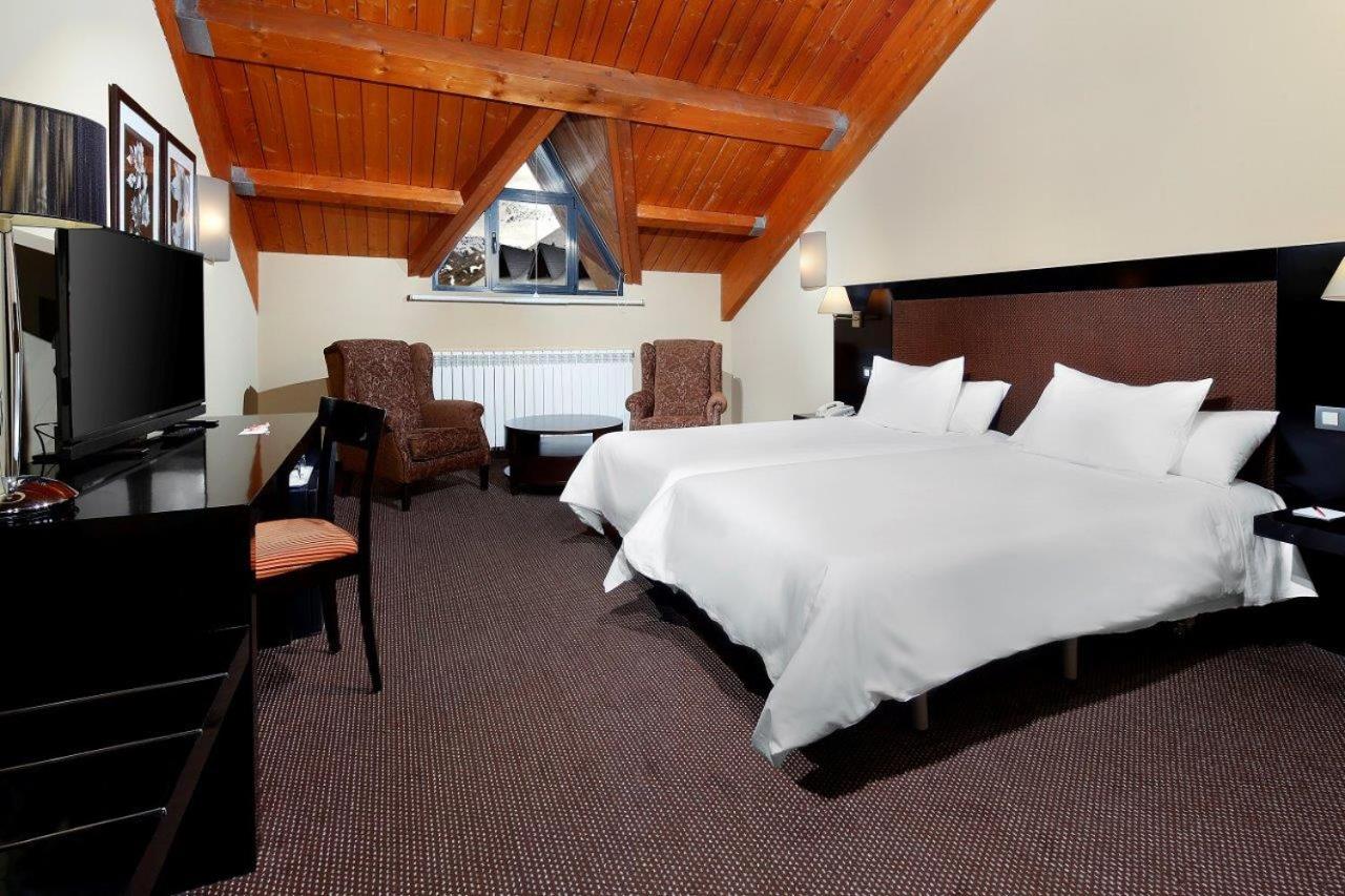 Double Room - Photo 1