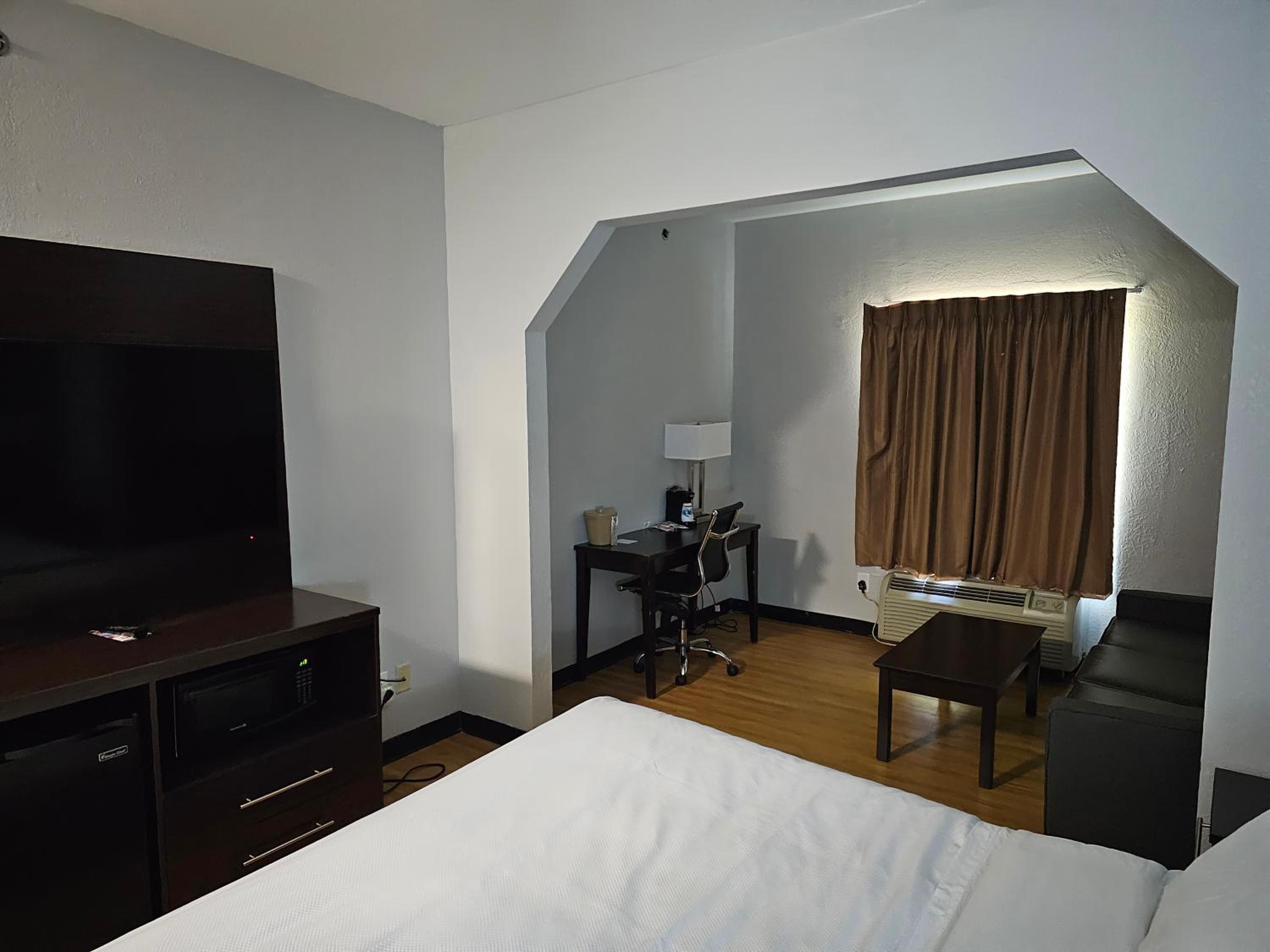 One Room Suite with Sofa bed - Non Smoking
