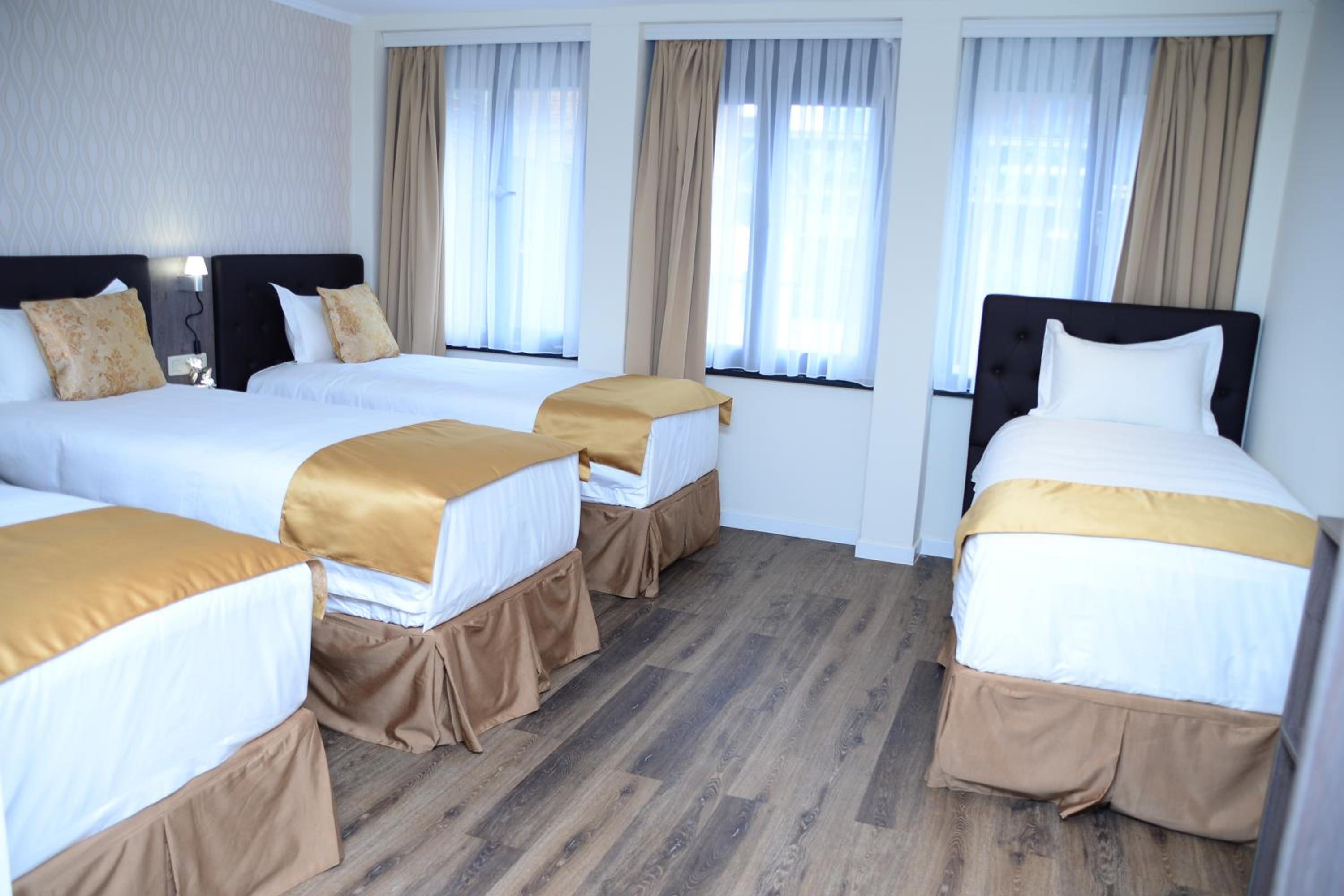 Quadruple Room photo 2