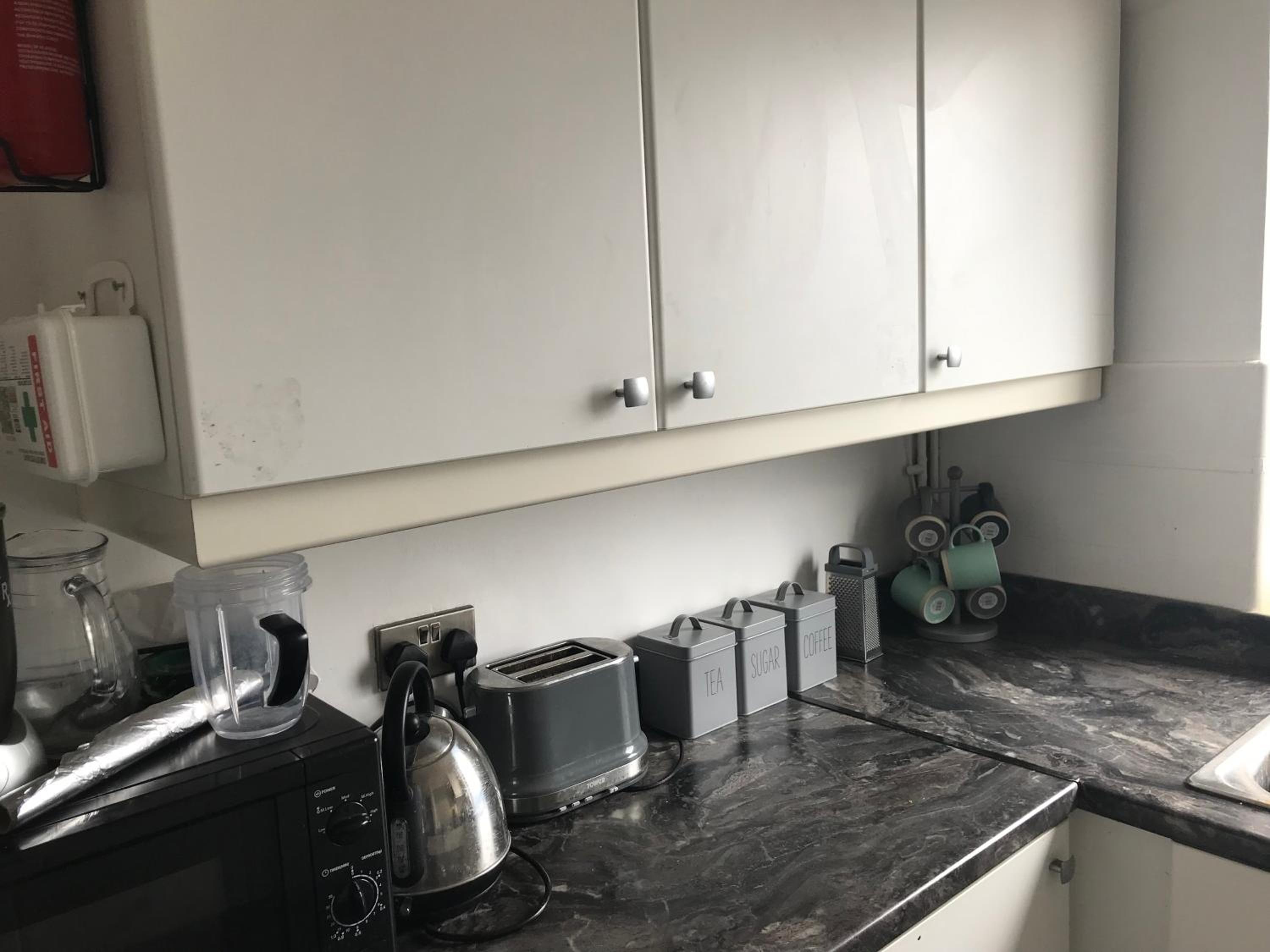 Apartment photo 2
