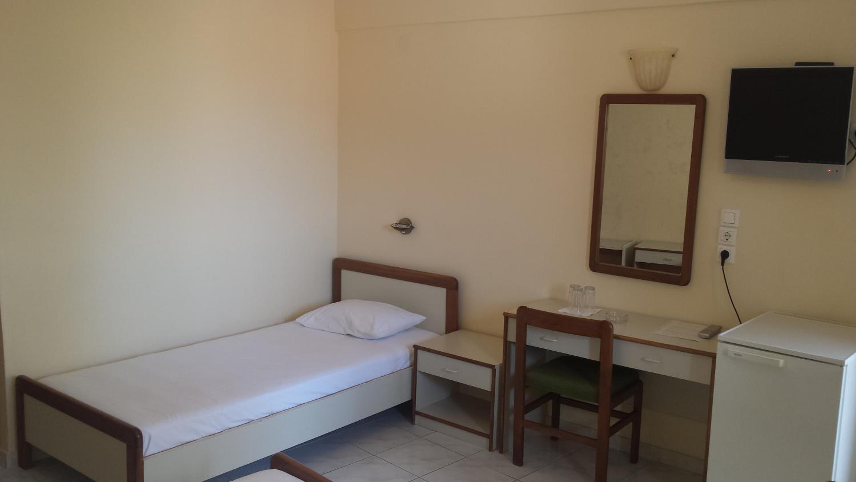 Triple Room with Garden View
