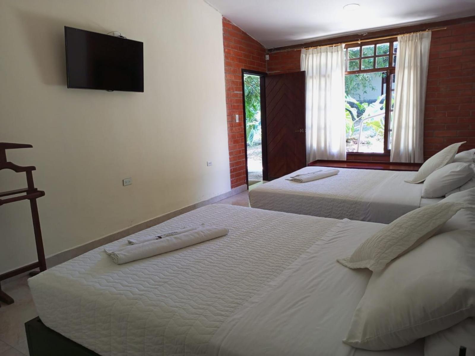 Double Room with Two Double Beds photo 1