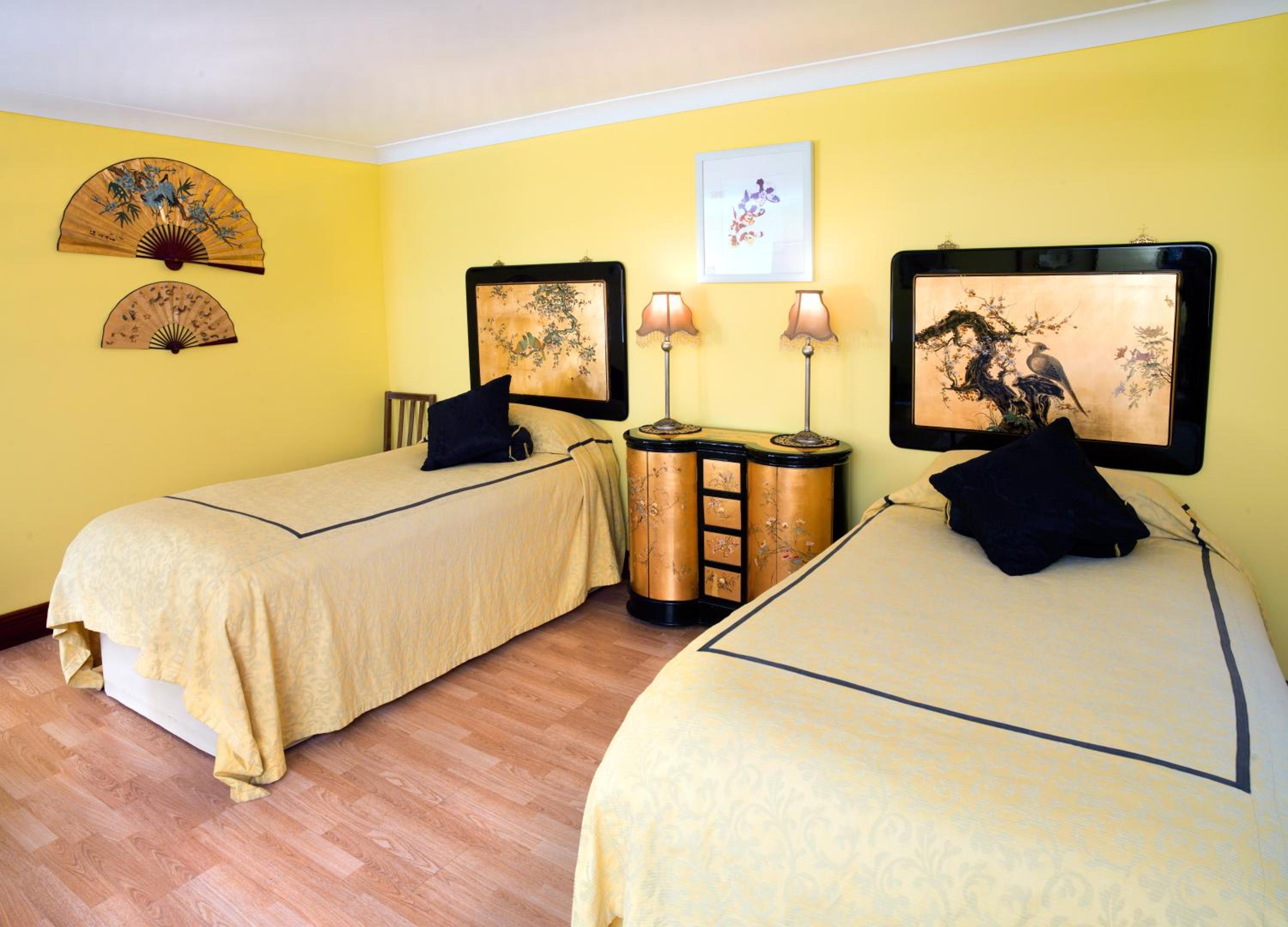 Standard Twin Room photo 3