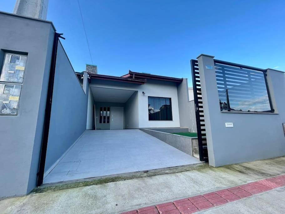 Two-Bedroom House photo 3