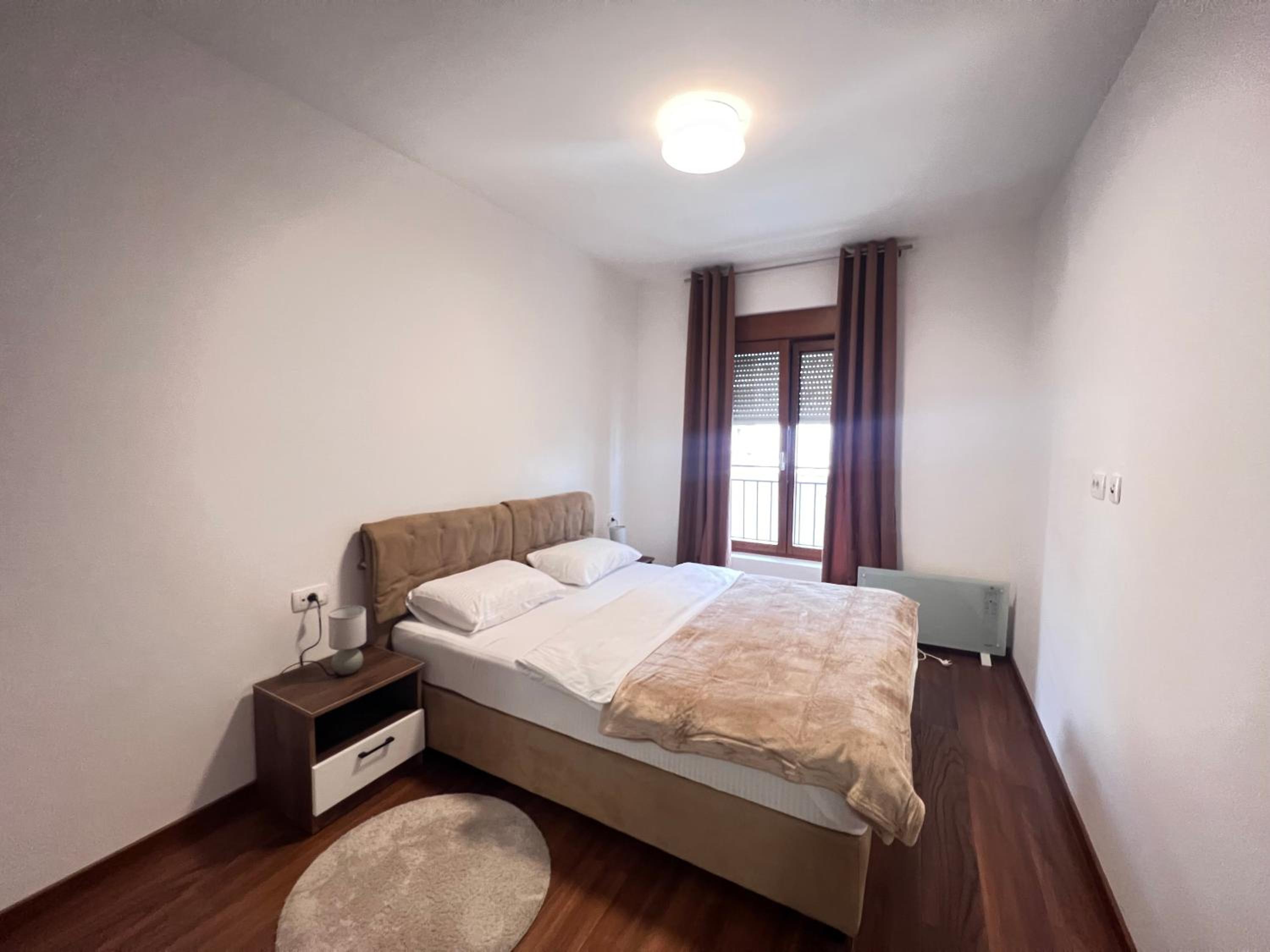 One-Bedroom Apartment with Balcony