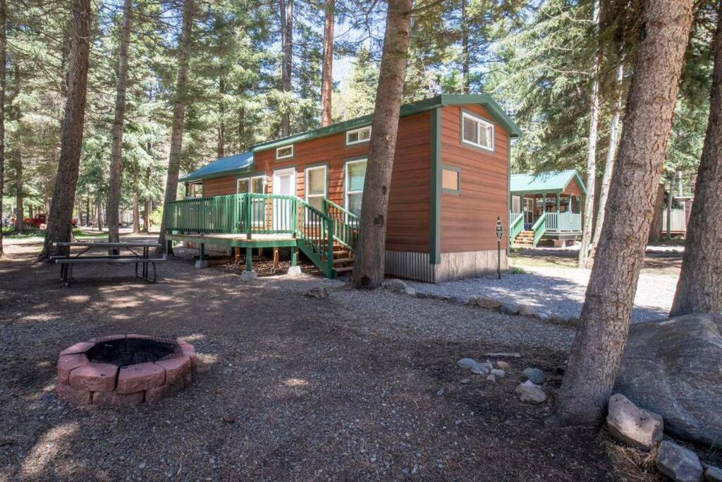 Three-Bedroom House photo 2