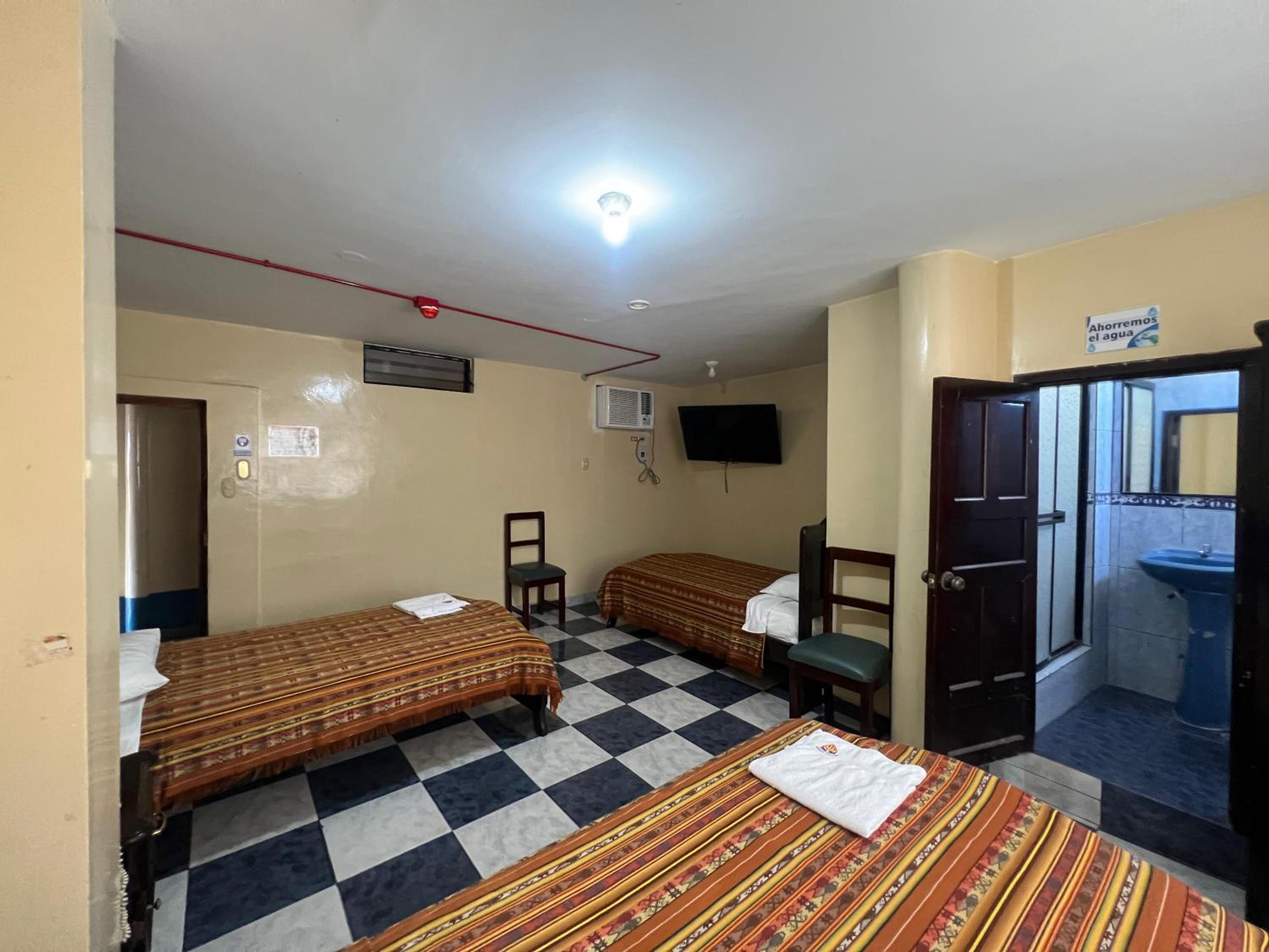 Triple Room photo 2