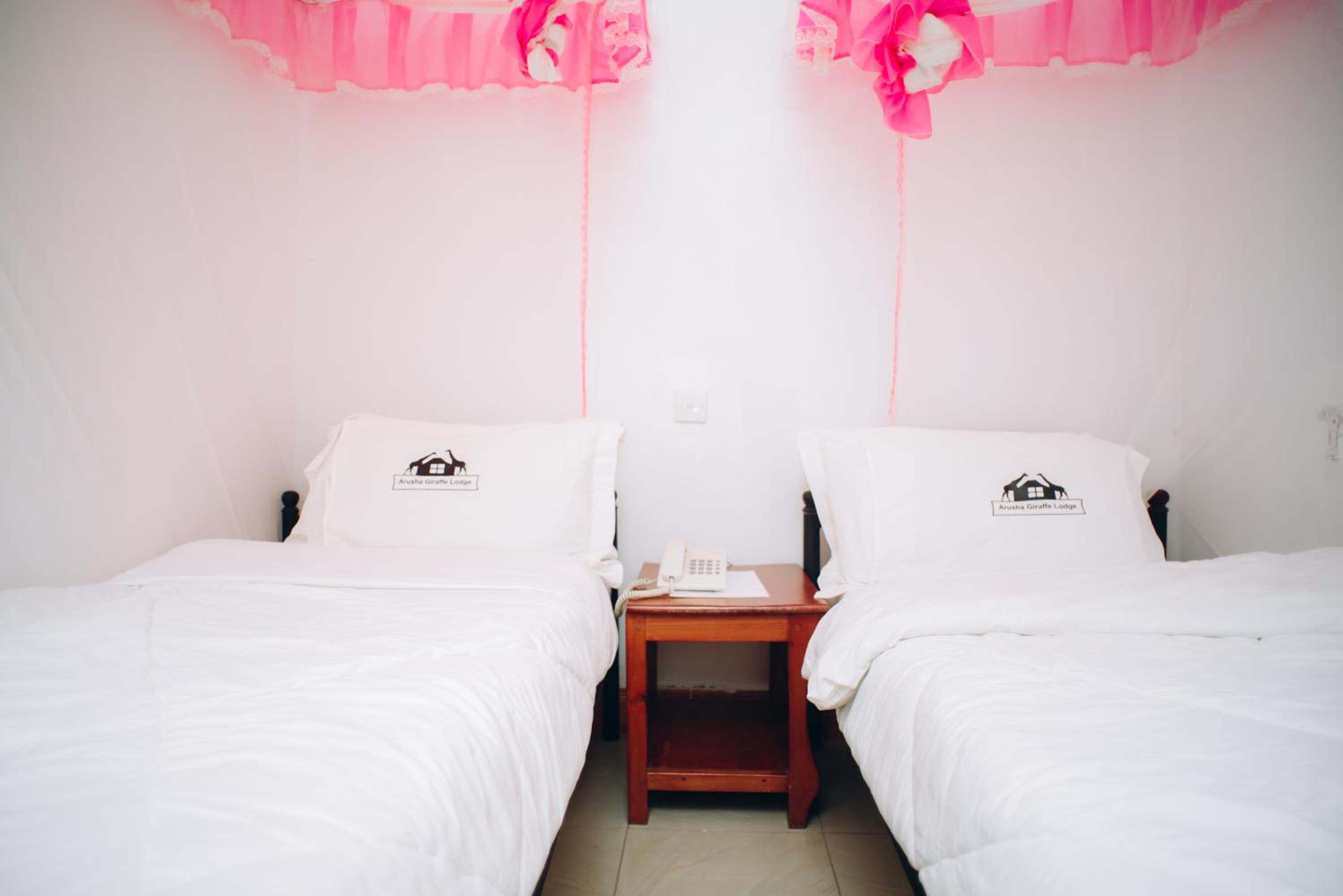 Deluxe Twin Room - Photo 2