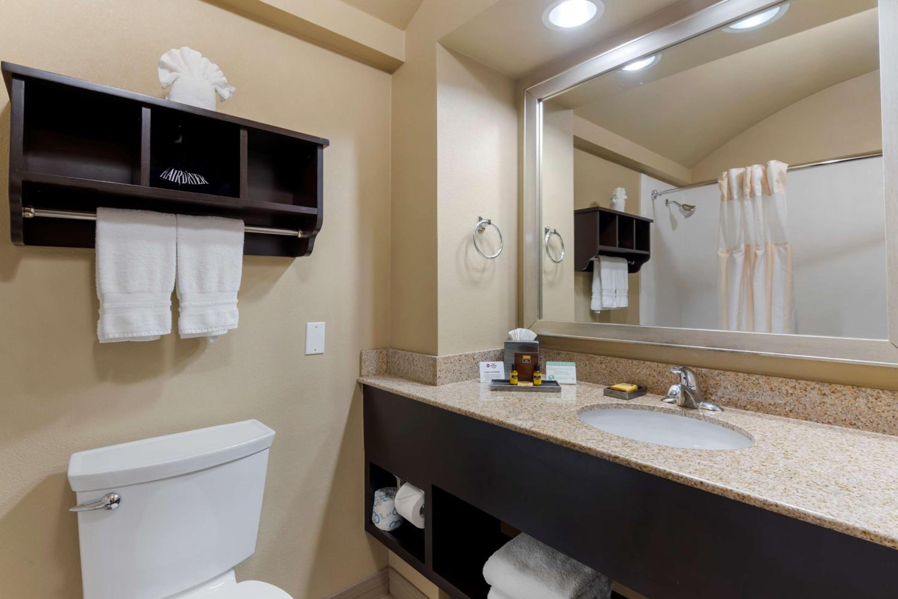 King Room With Spa Bath - Non-Smoking - Photo 2