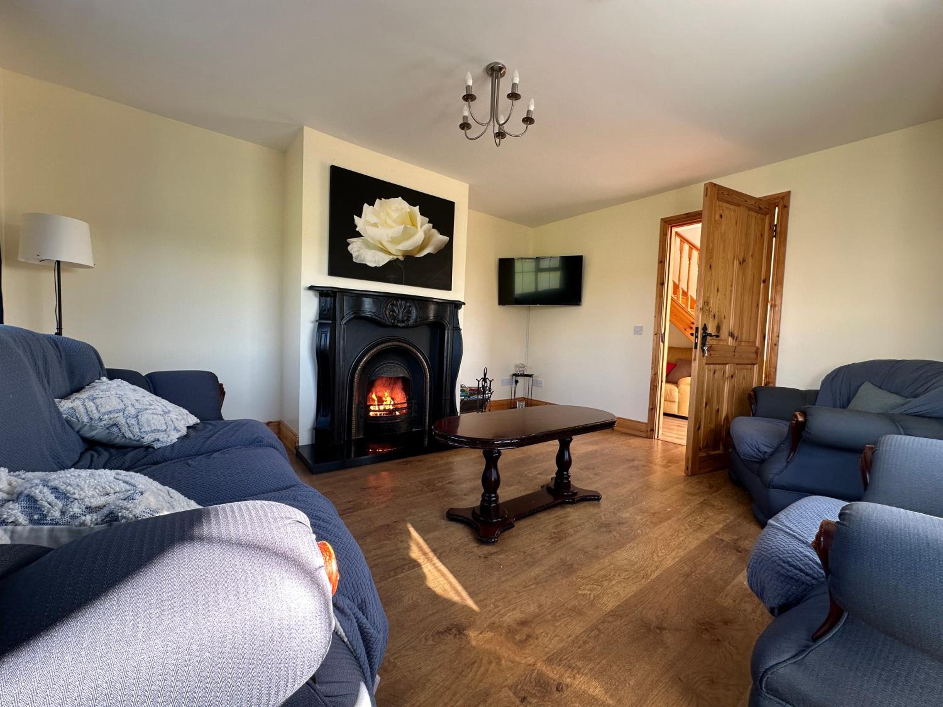 Four-Bedroom House photo 3