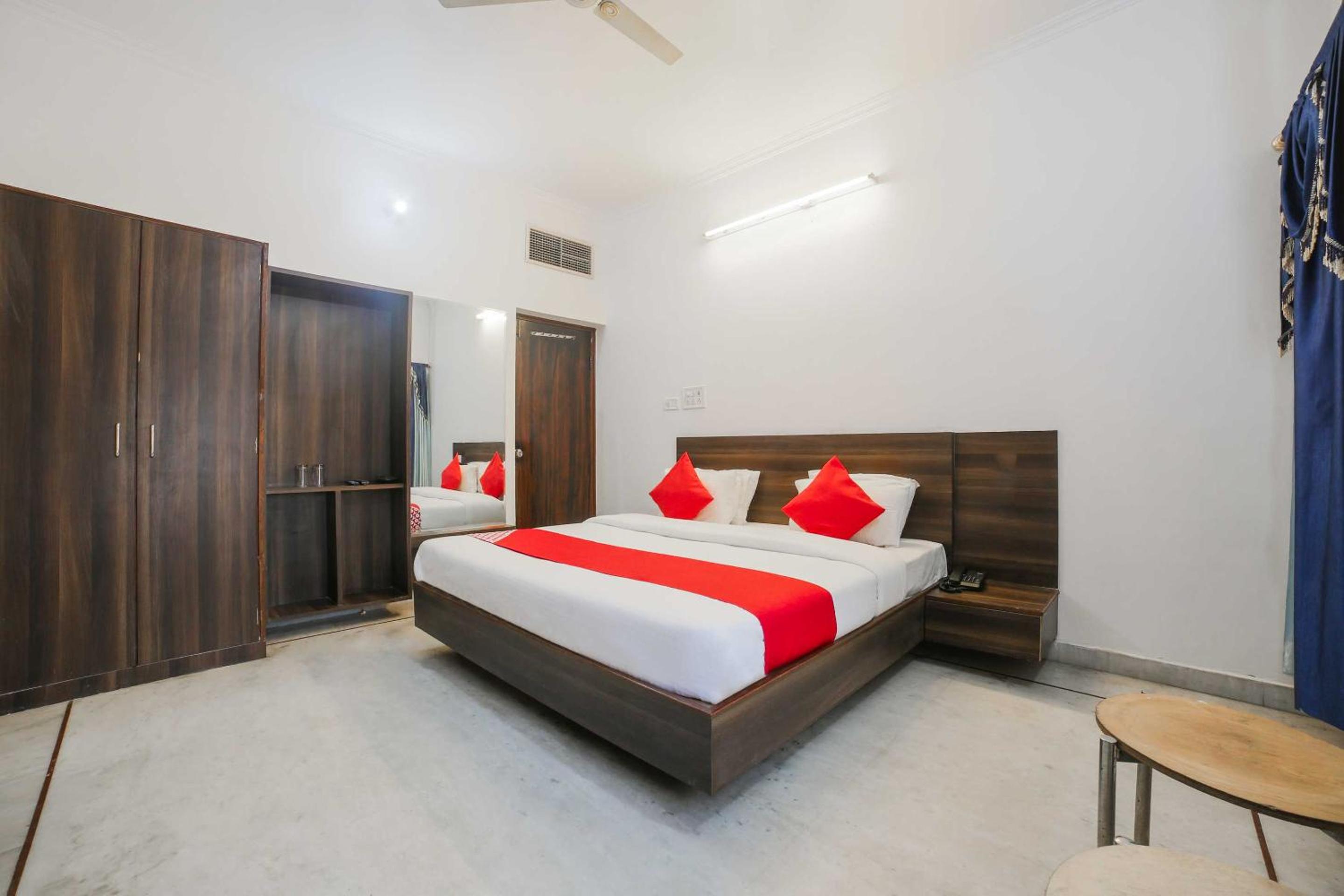 Classic Triple Room
