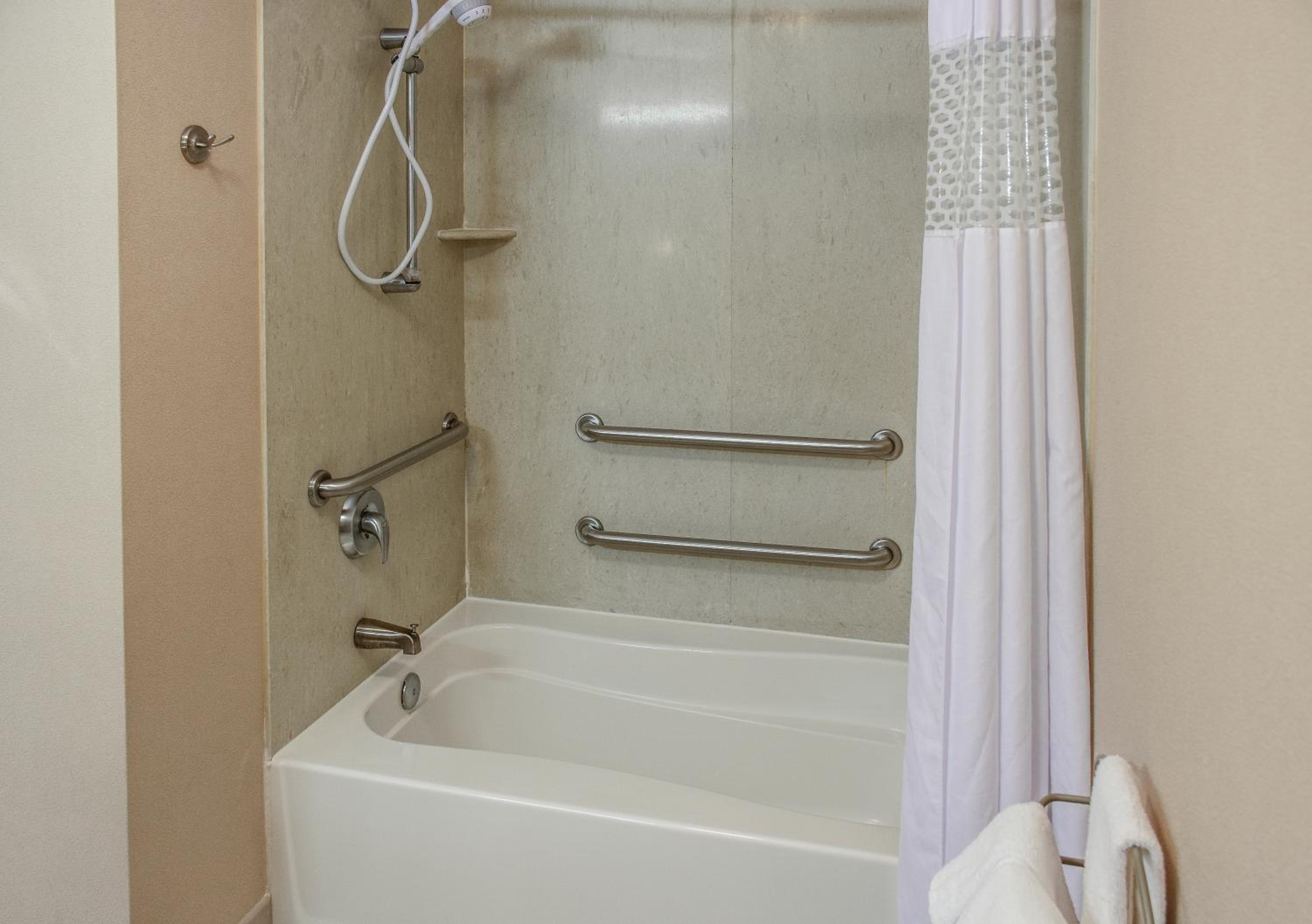 King Studio Suite - Mobility Access/Non-Smoking - Photo 8