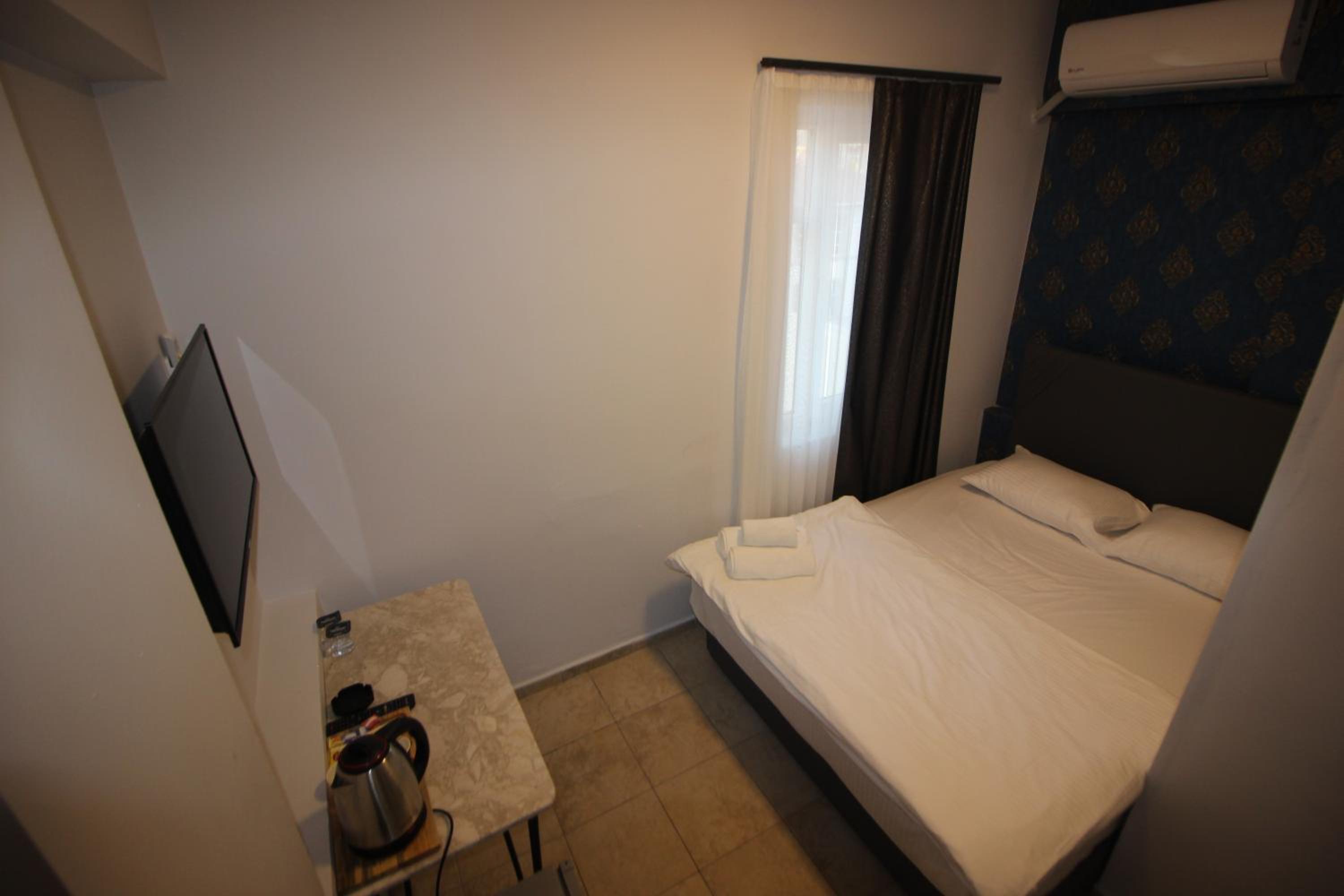 Deluxe Double Room - Photo 4