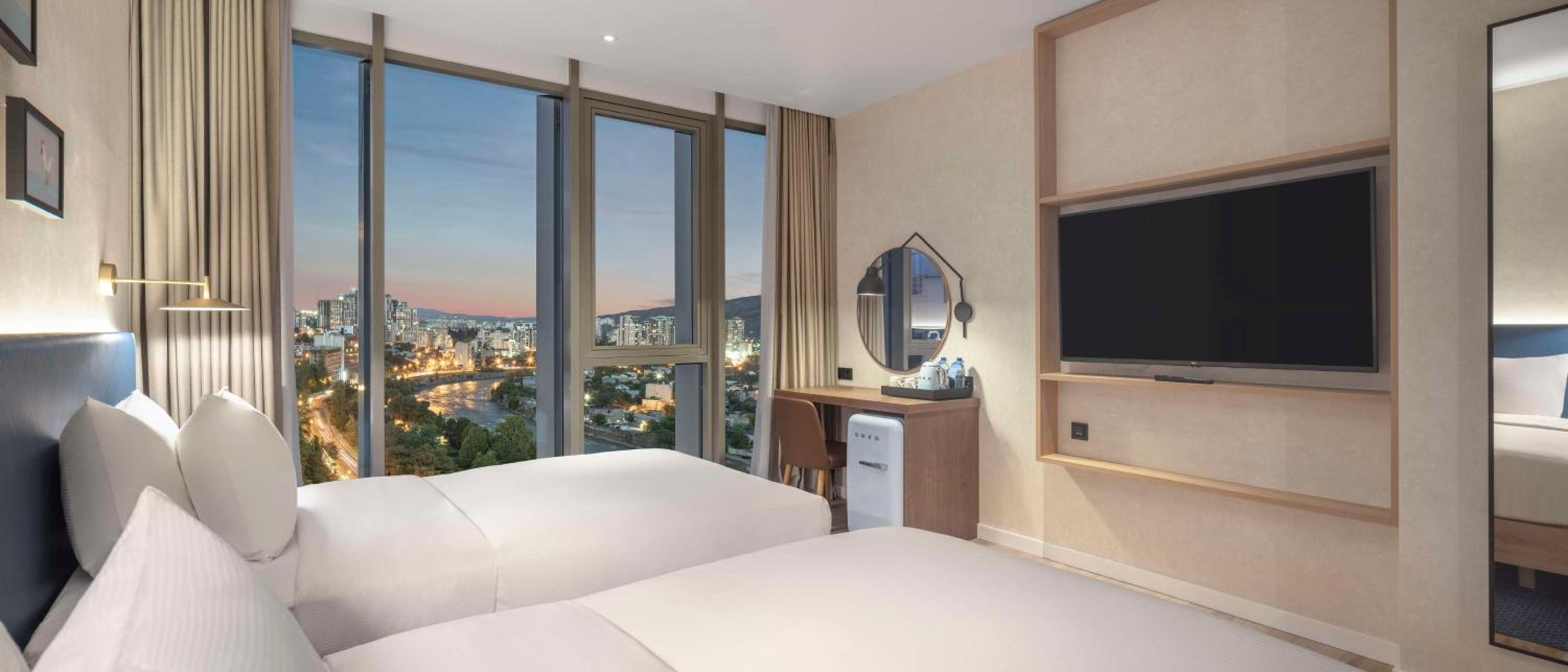Twin Room - High Floor - Photo 1