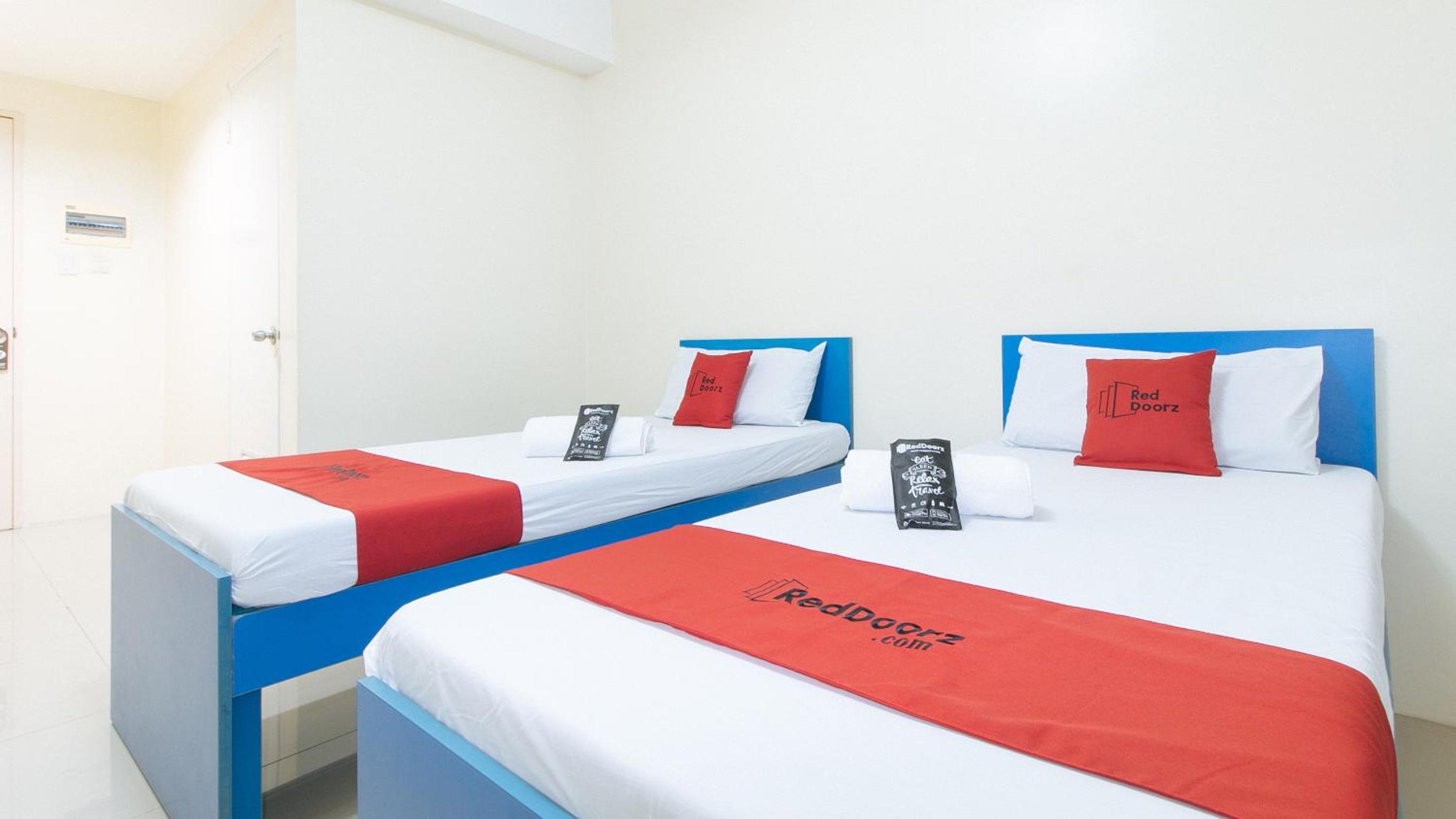 Twin Room - Photo 4
