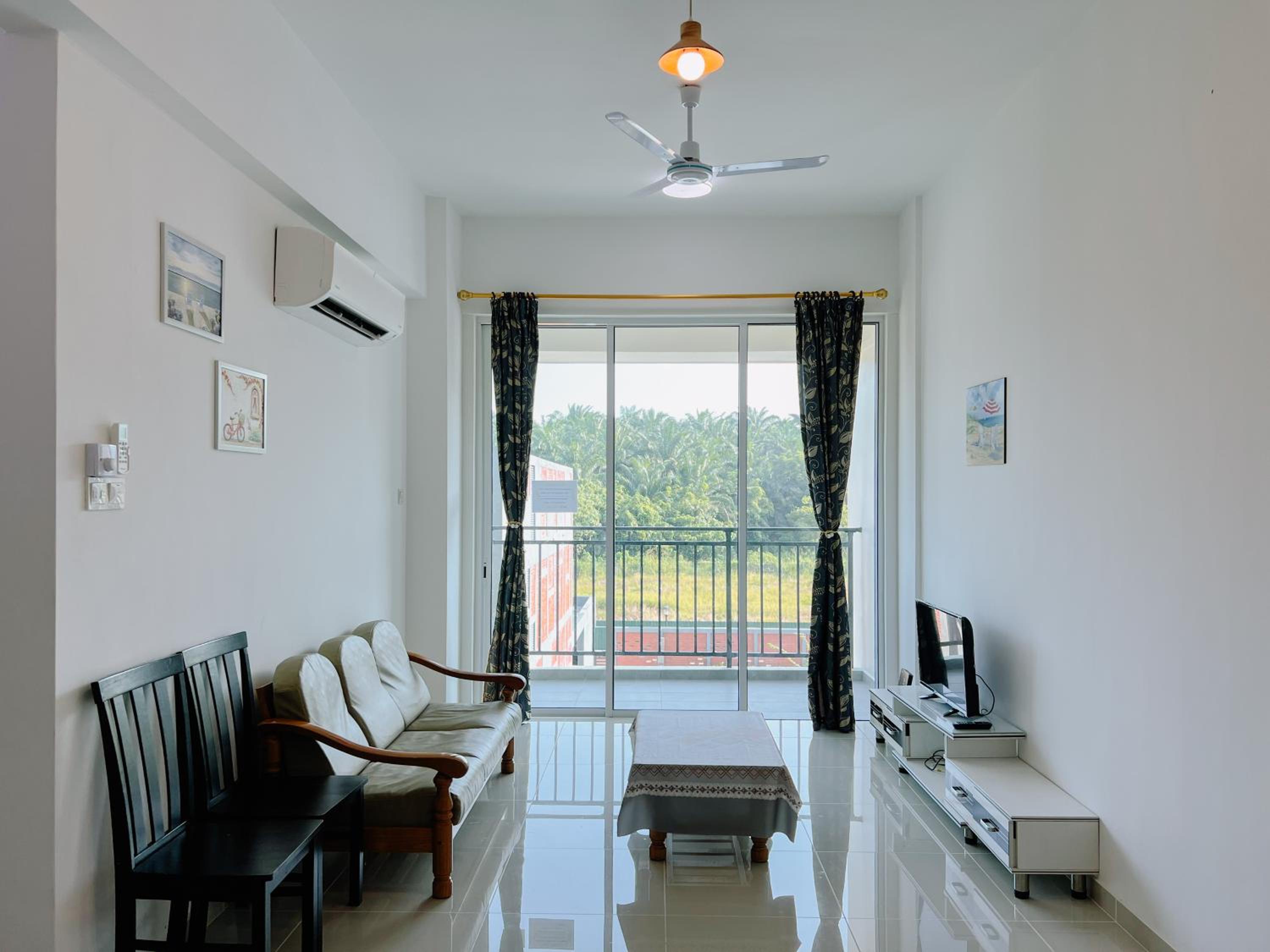 Three-Bedroom Apartment photo 1
