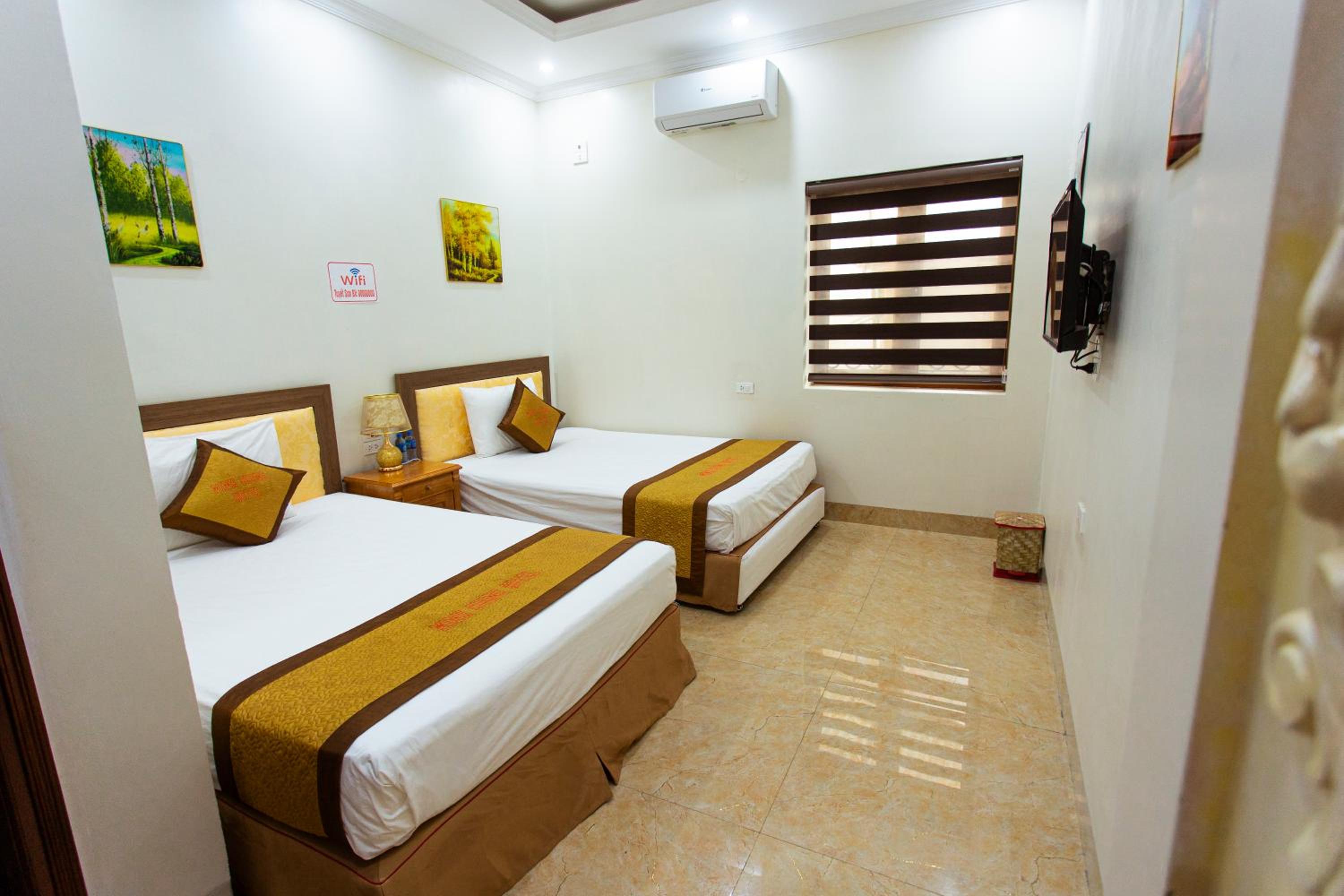 Quadruple Room - Photo 1