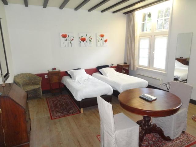 Double or Twin Room photo 3