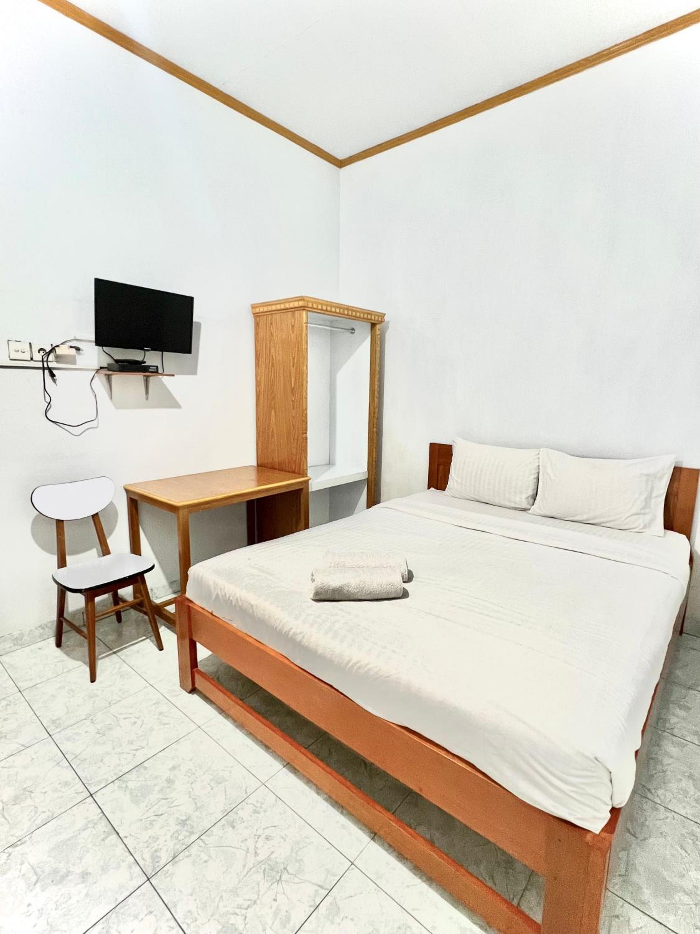 Standard Double Room photo 3