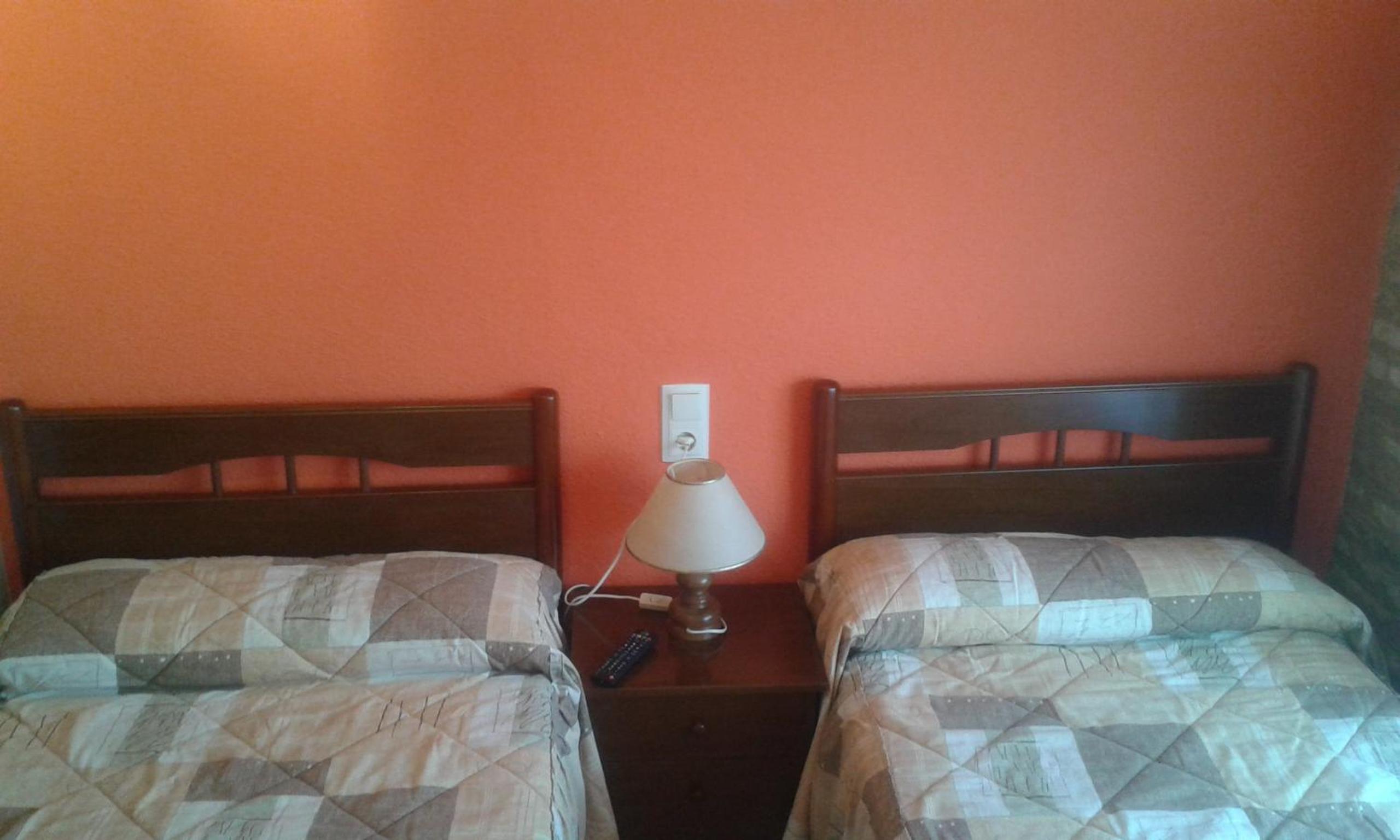 Budget Twin Room photo 2
