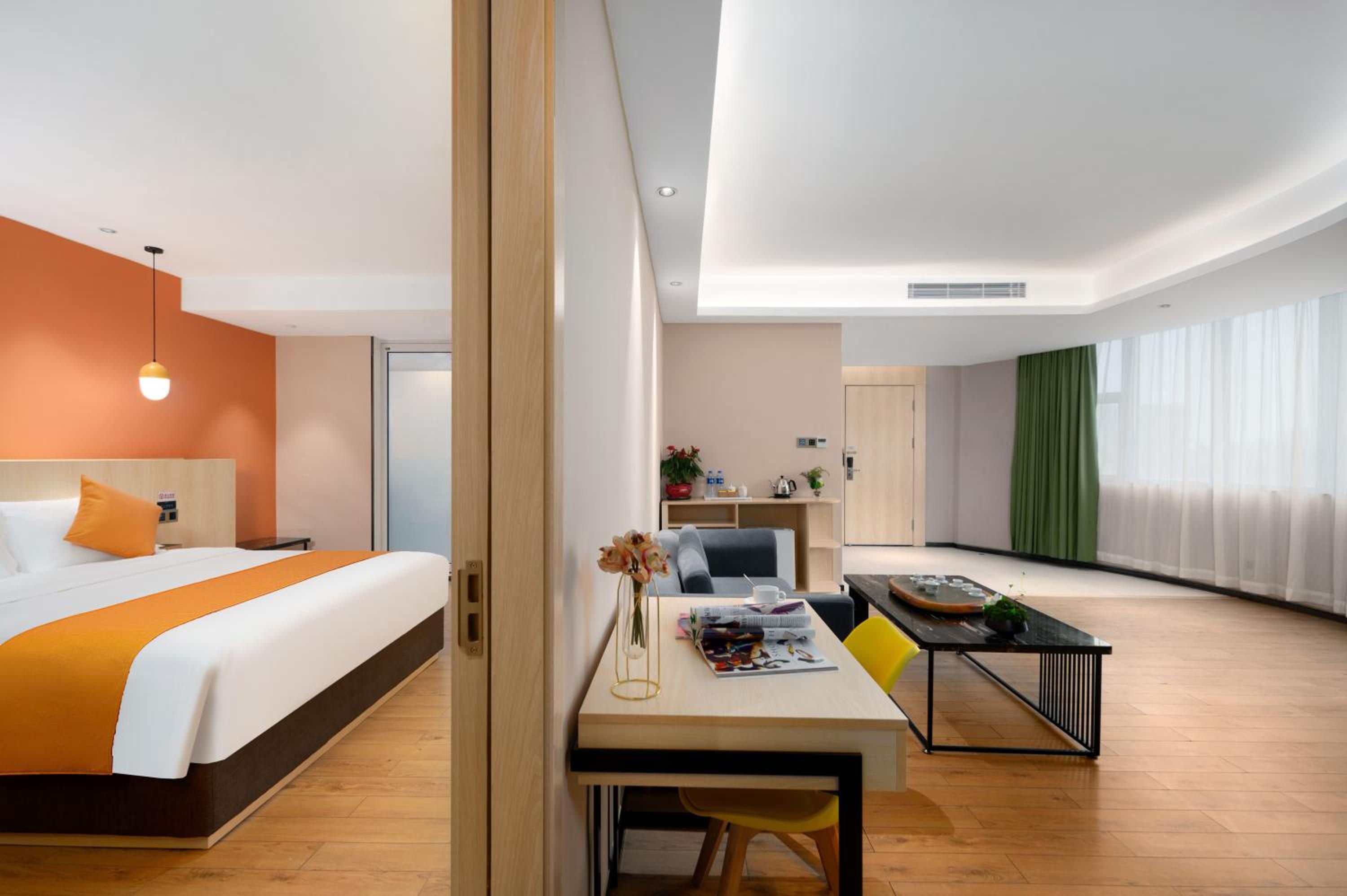 Deluxe Suite