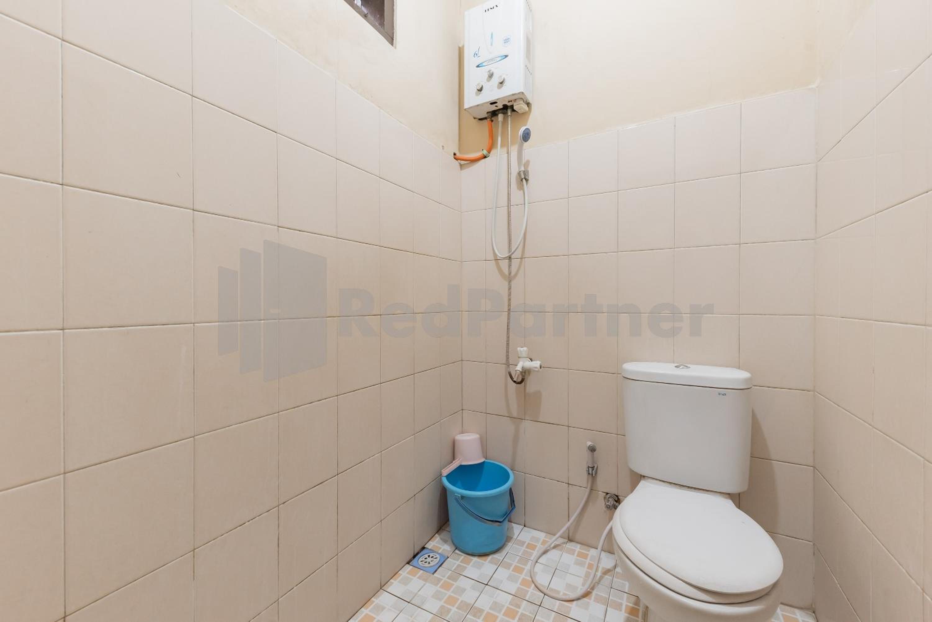Standard Double Room with Fan - Photo 6