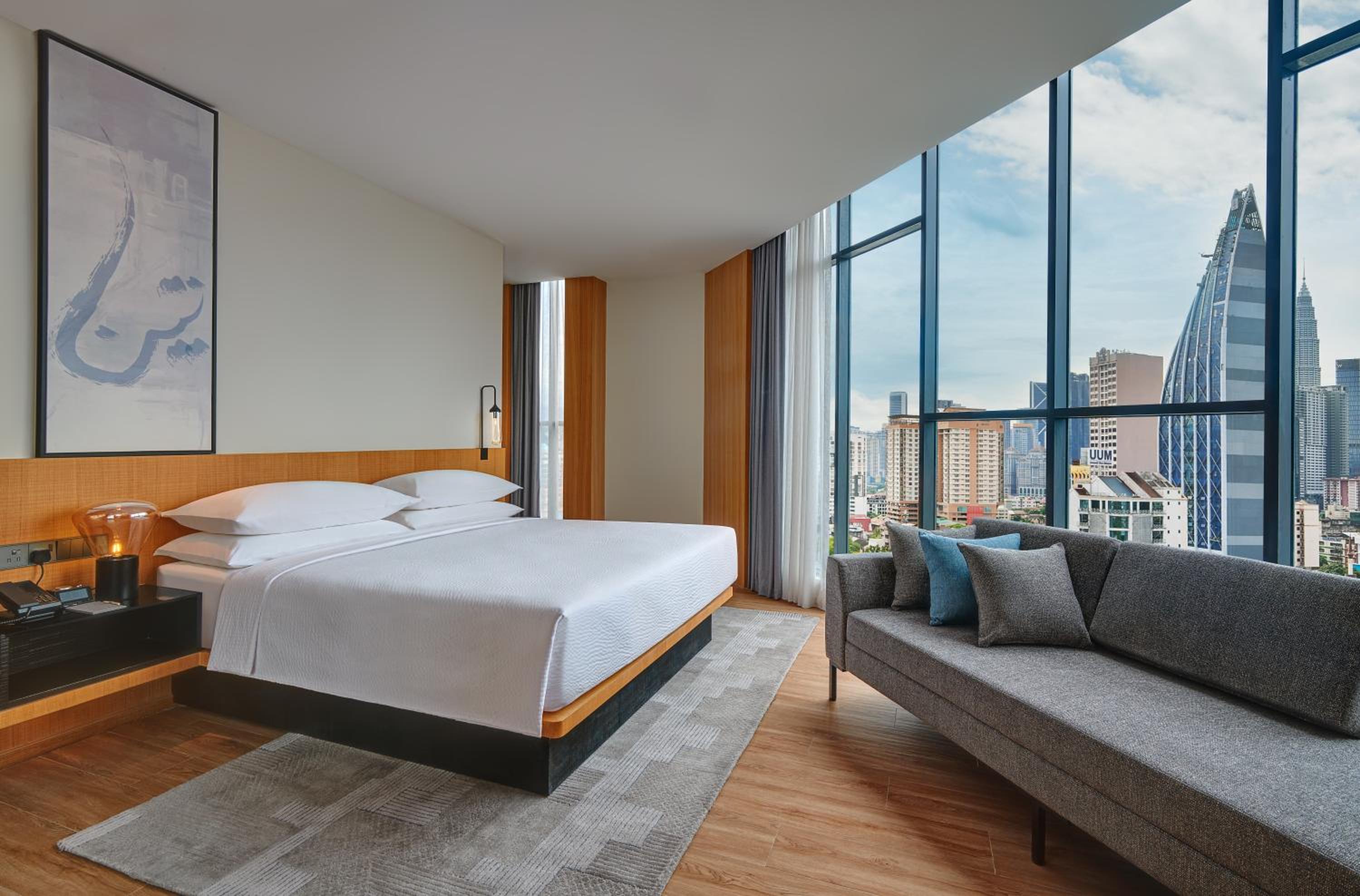 Studio Suites with City View photo 2
