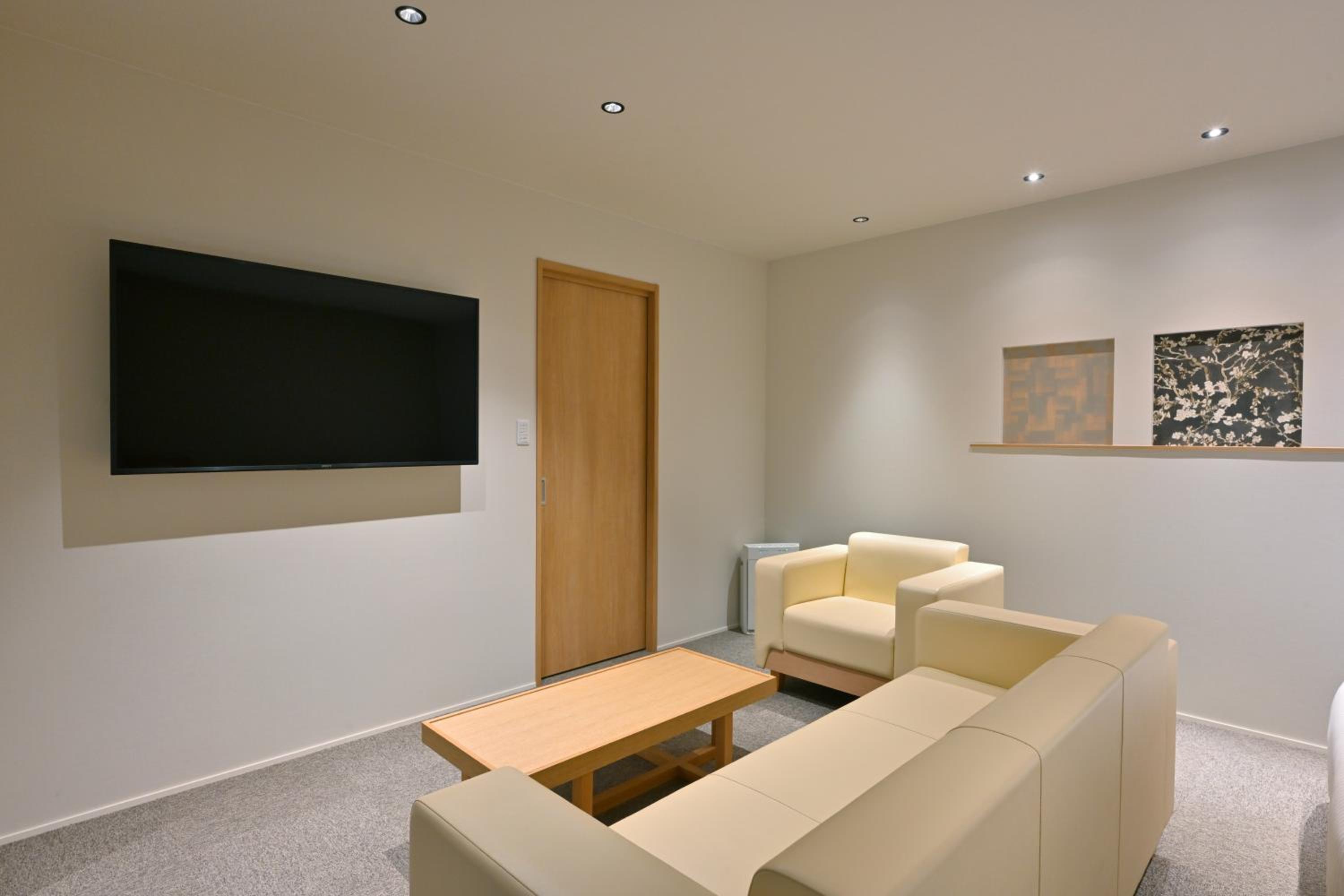 Executive Triple Room - Photo 20
