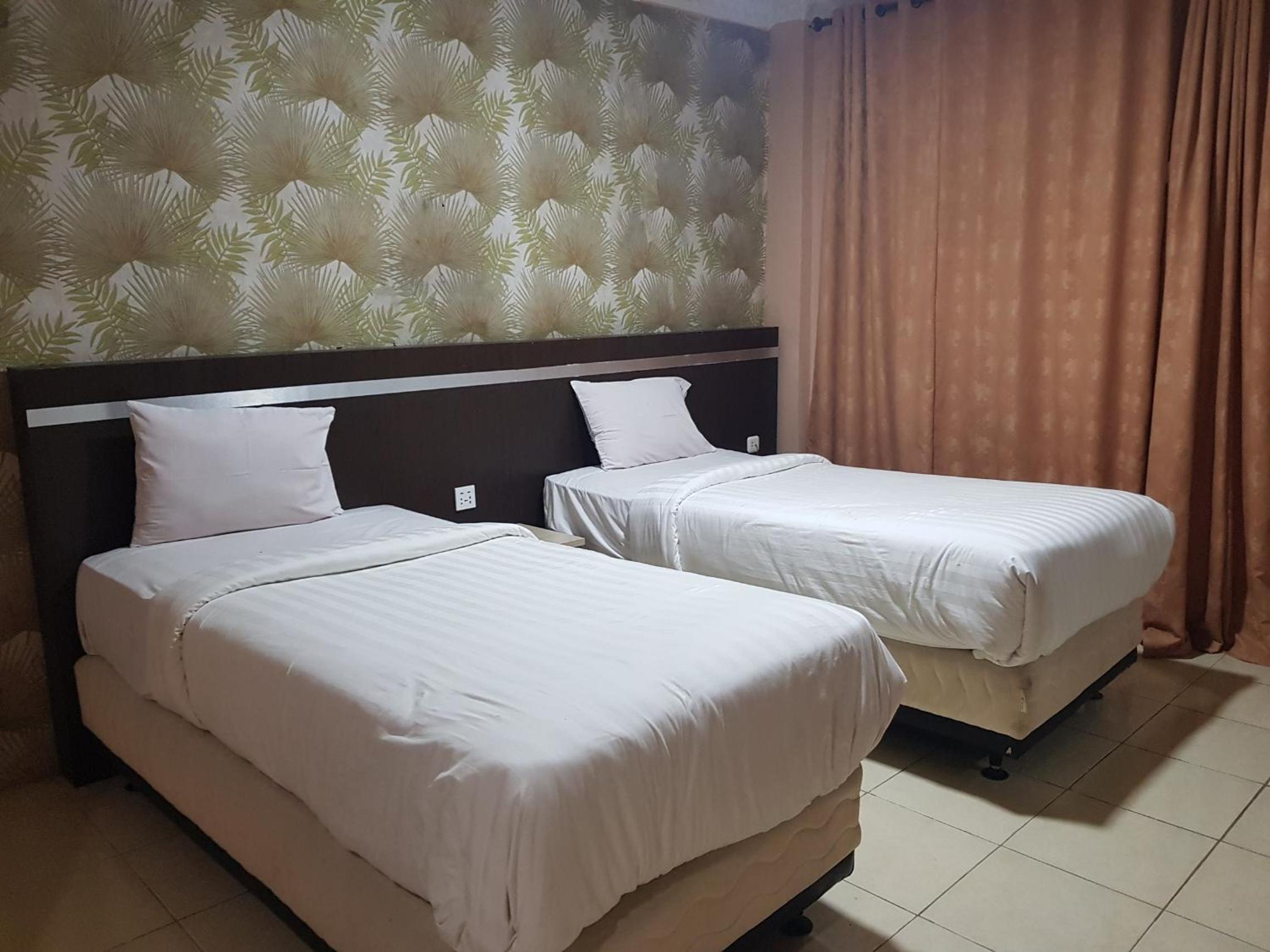 Deluxe Twin Room photo 1