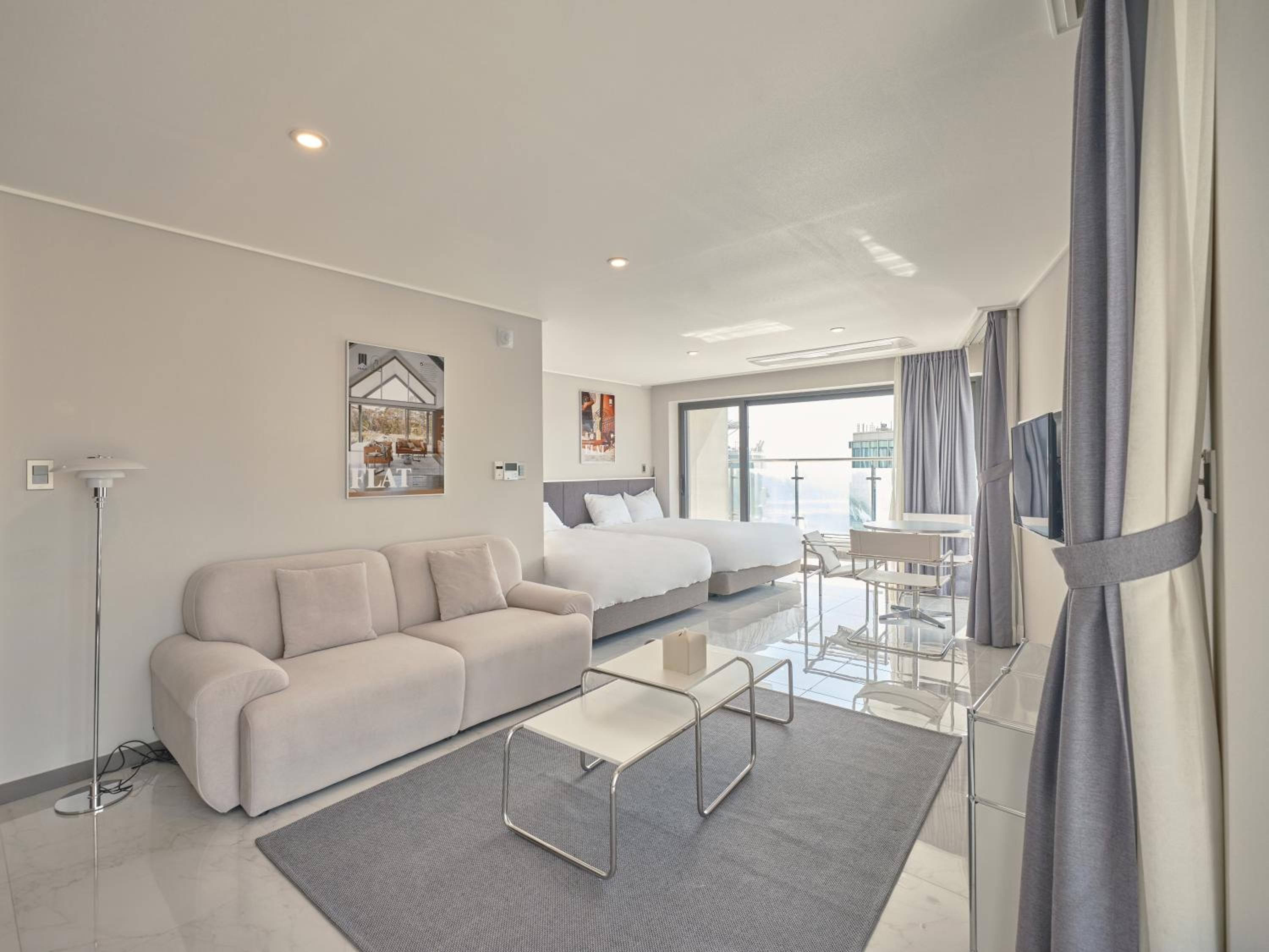 Suite Family Half Ocean (No Parking)