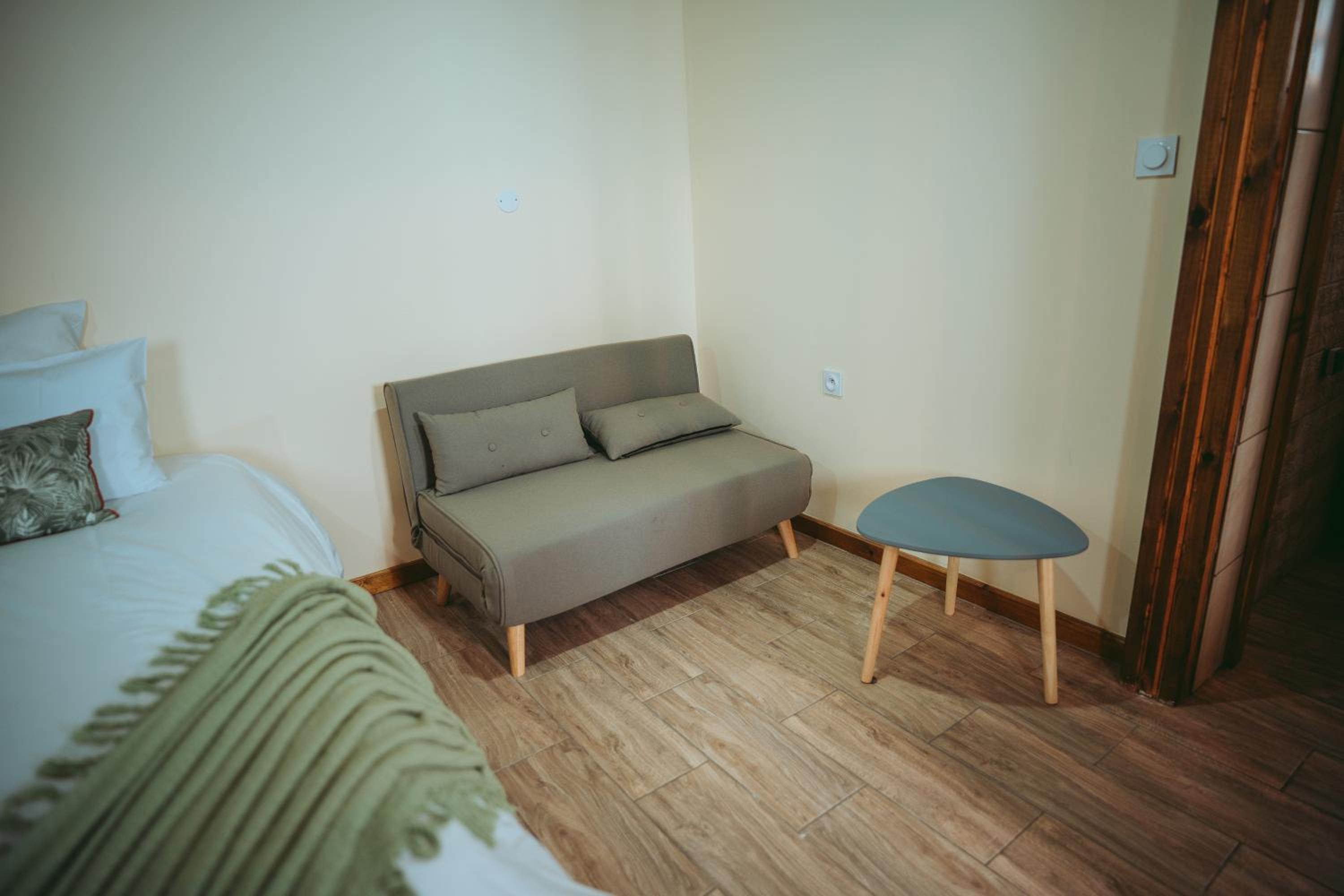 Apartment - Photo 5