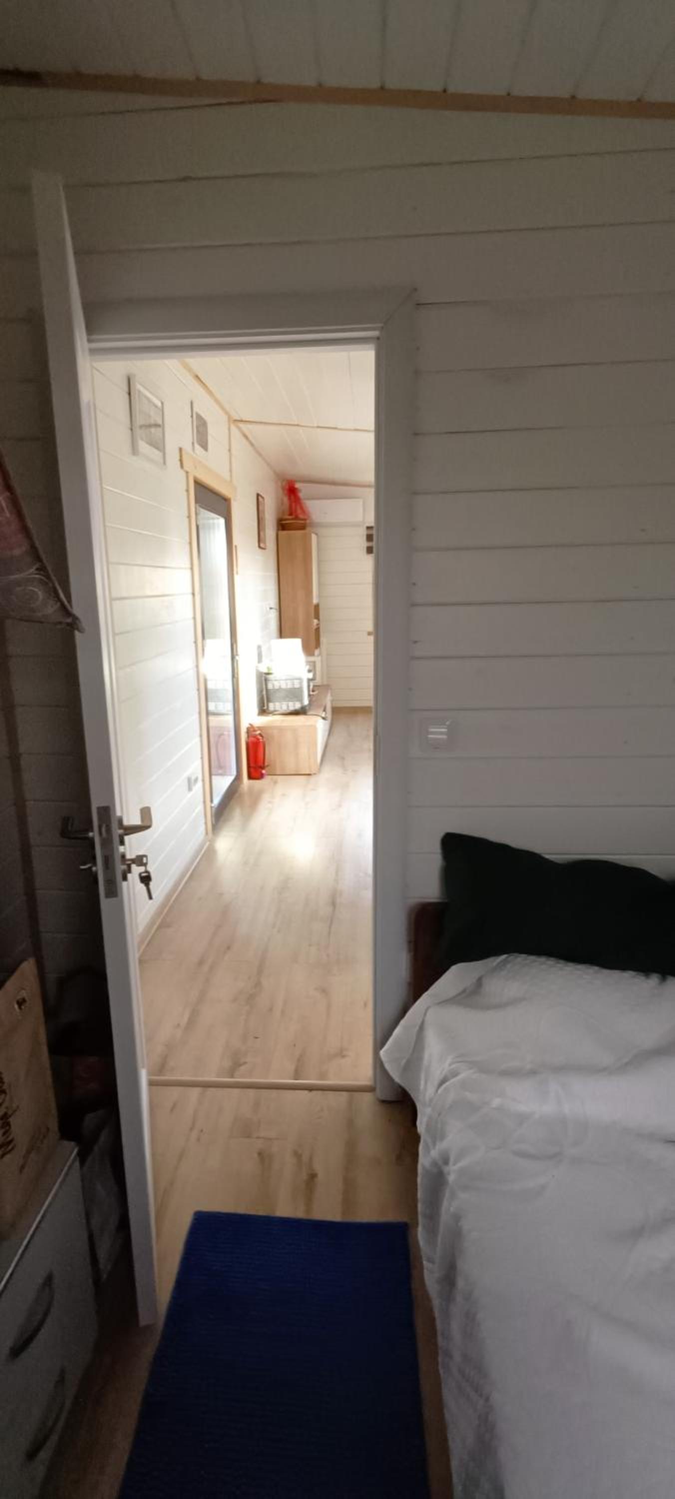 One-Bedroom House photo 1
