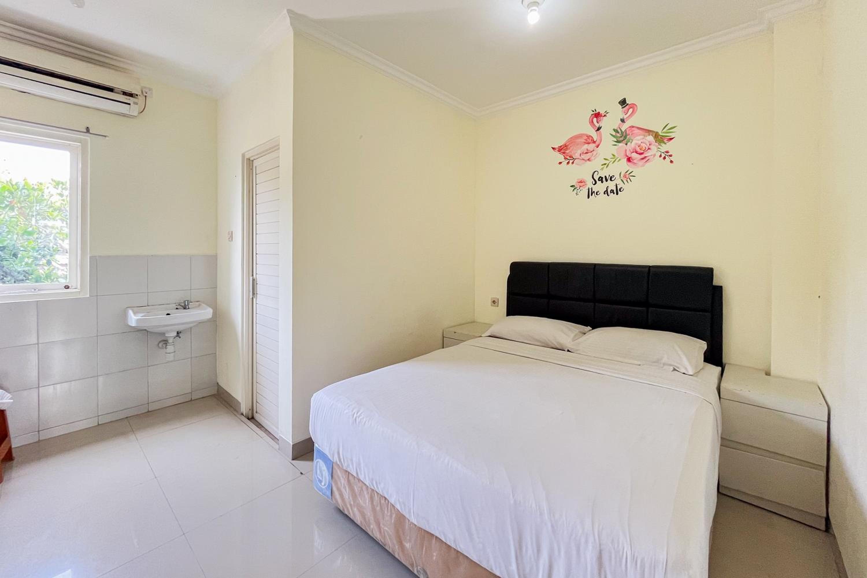 Standard Double Room - Photo 2