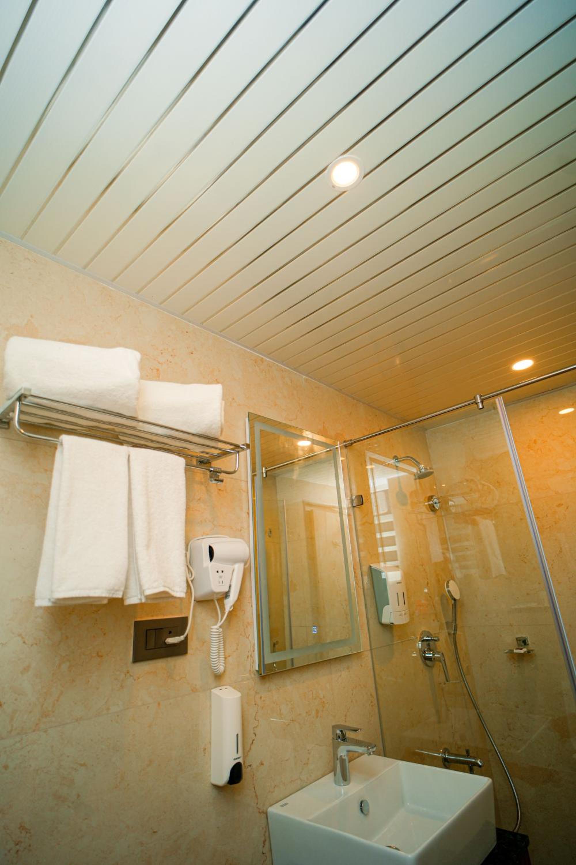 Superior Queen Room - Photo 4