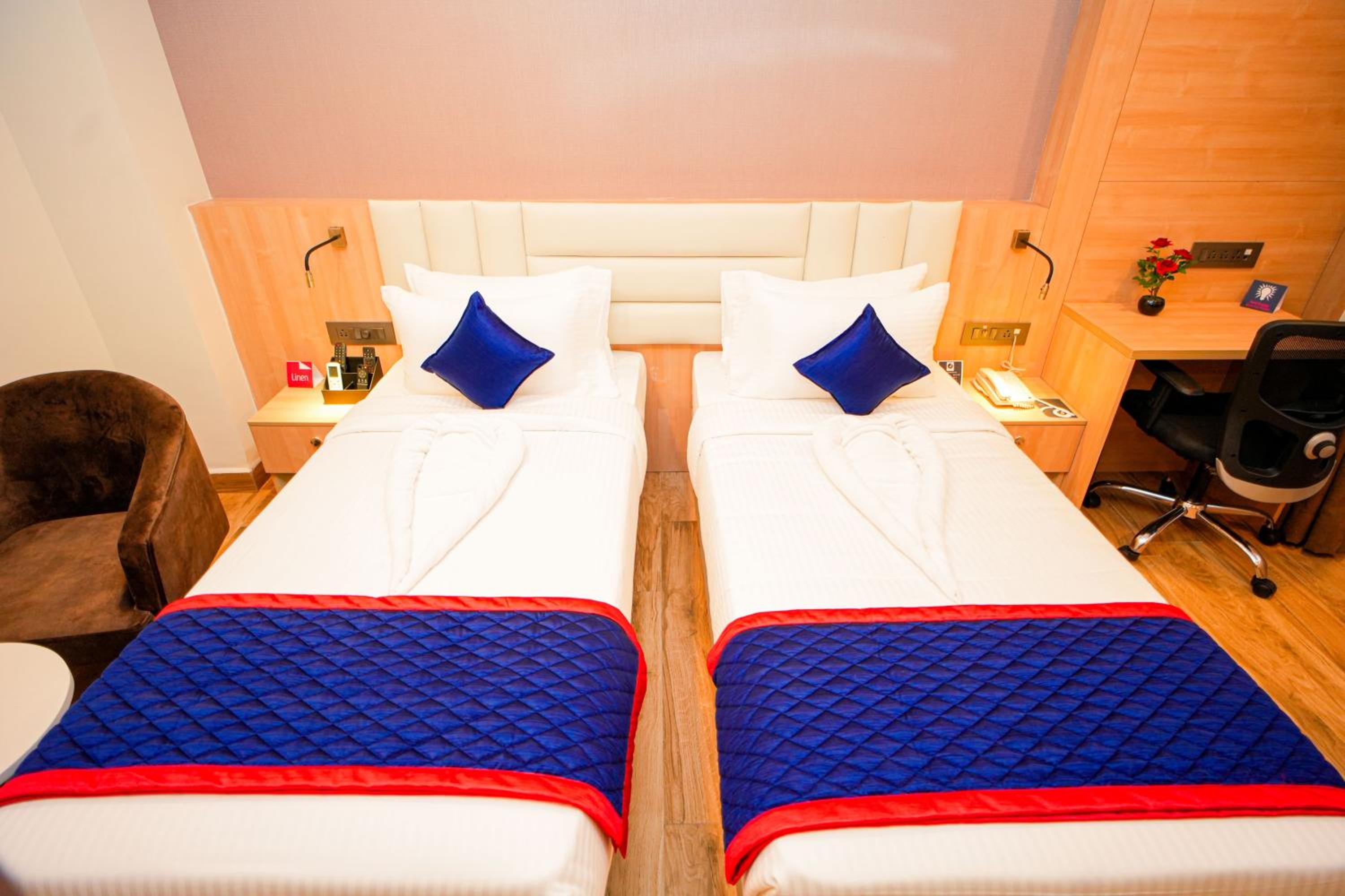 Superior Twin Room - Photo 6
