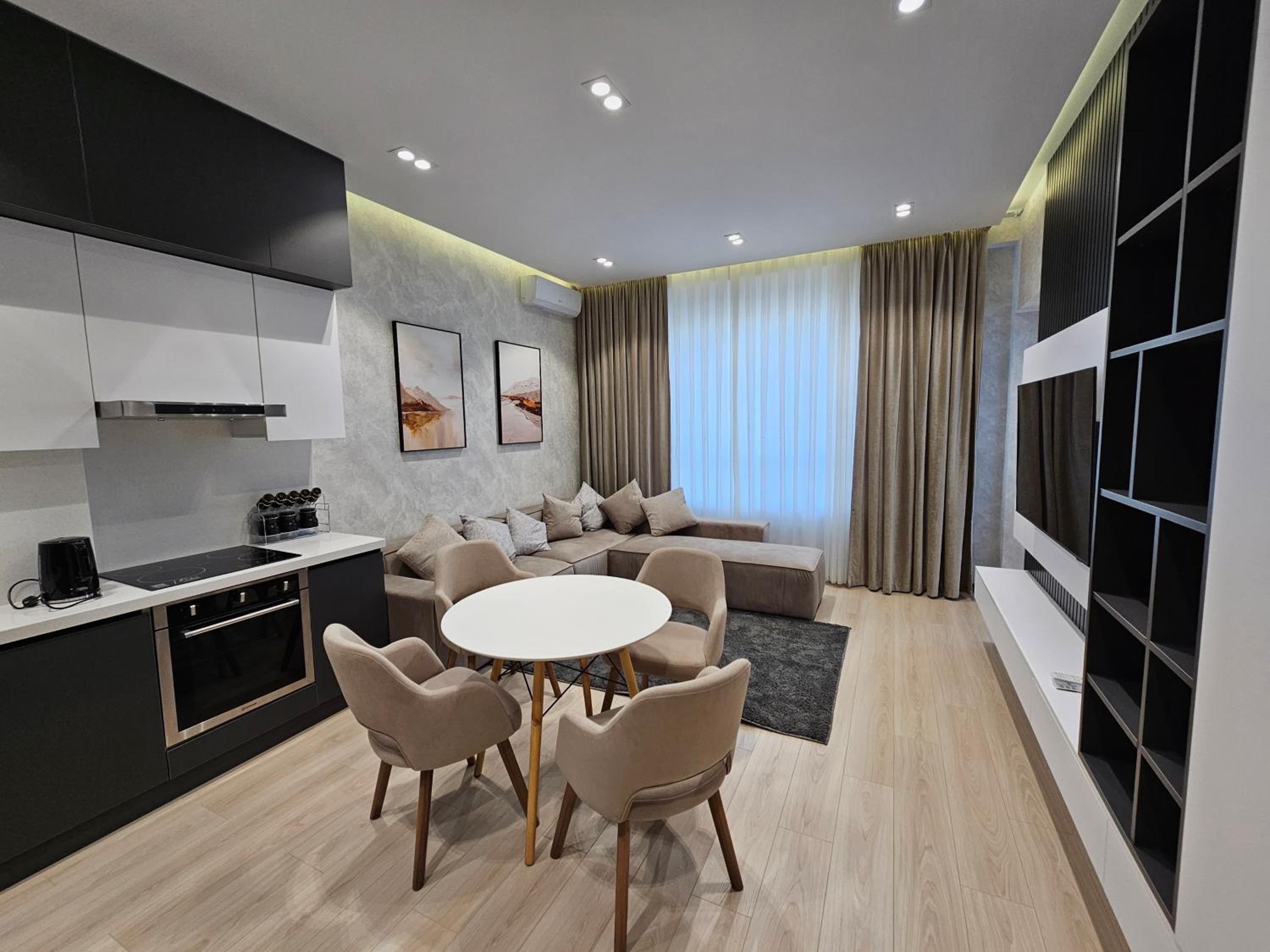 One-Bedroom Apartment photo 2